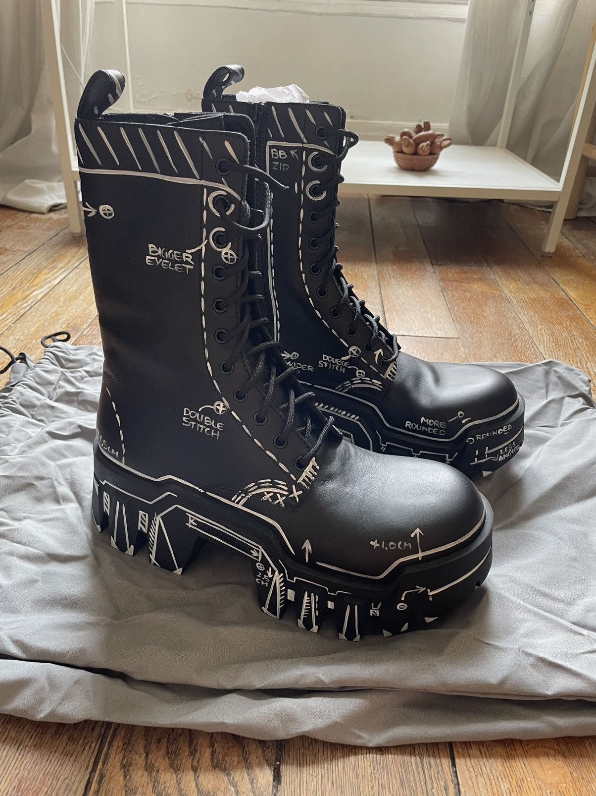 【BALENCIAGA】Bulldozer Lace-up Boots 42 BALENCIAGA Bulldozer Lace-up Boots Balenciaga
