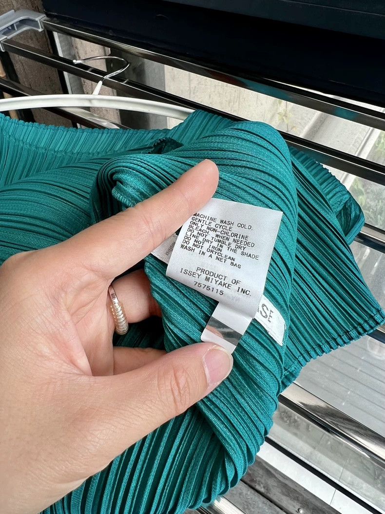Issey Miyake issey miyake size:4 Emerald round neck and long sleeves 25 Size XXS / US 00 / IT 34 - 4 Thumbnail