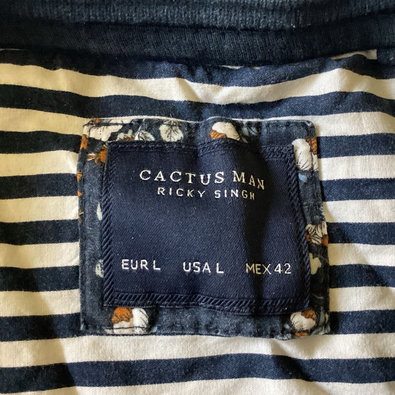 Other Cactus Man Geometric Pattern Tee Size US L / EU 52-54 / 3 - 3 Thumbnail