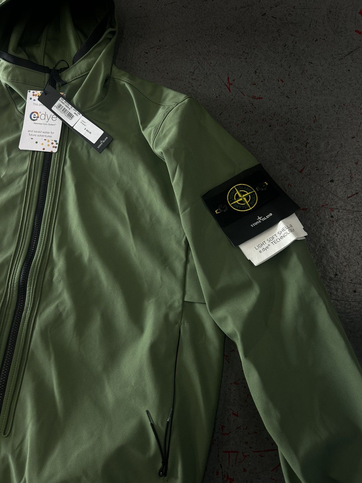 Stone Island Stone Island Light Soft Shell R Olive Green Jacket Size XL Size US XL / EU 56 / 4 - 3 Thumbnail