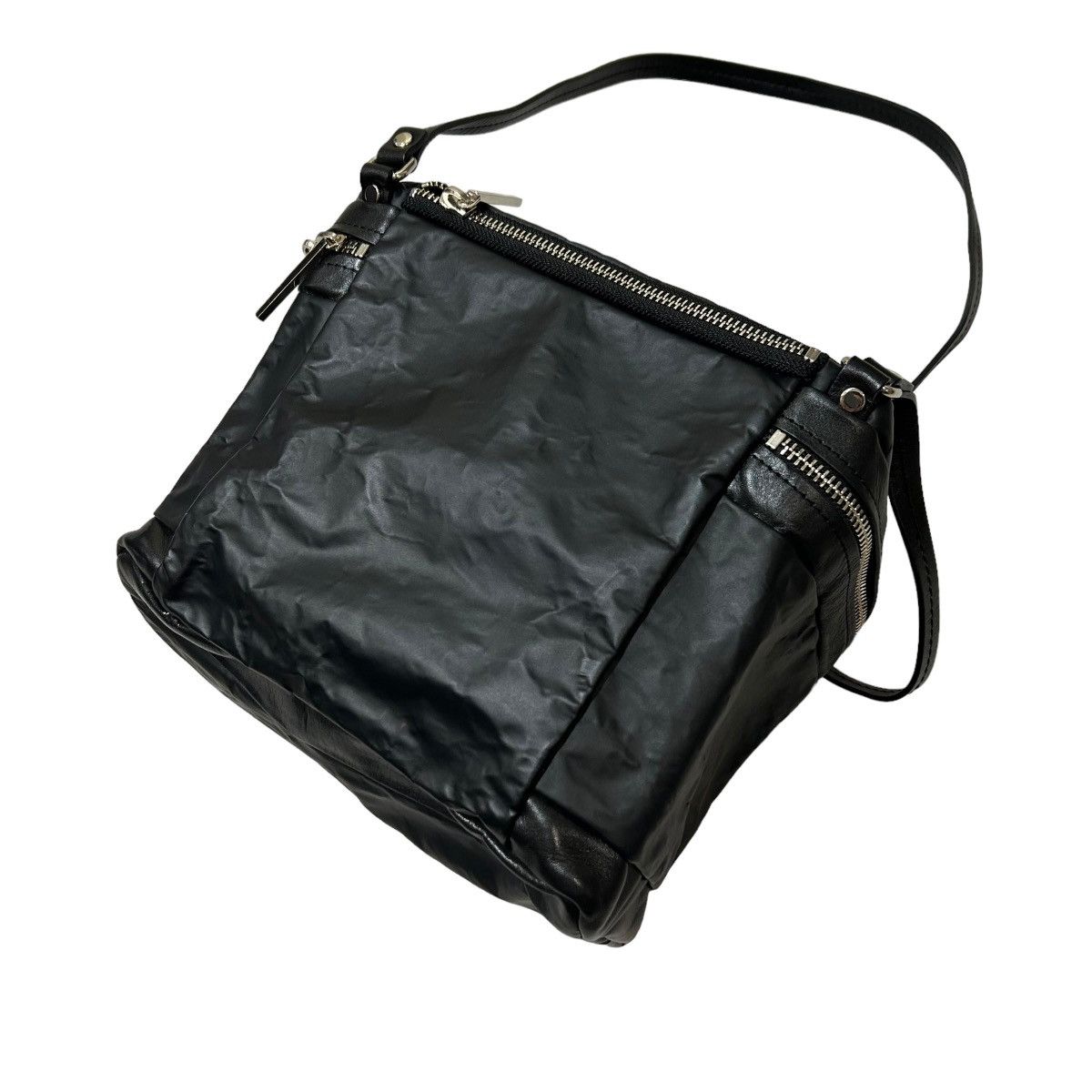 Issey Miyake 168 00s archive pleats please issey miyake bag shoulder zip Size ONE SIZE - 7 Thumbnail