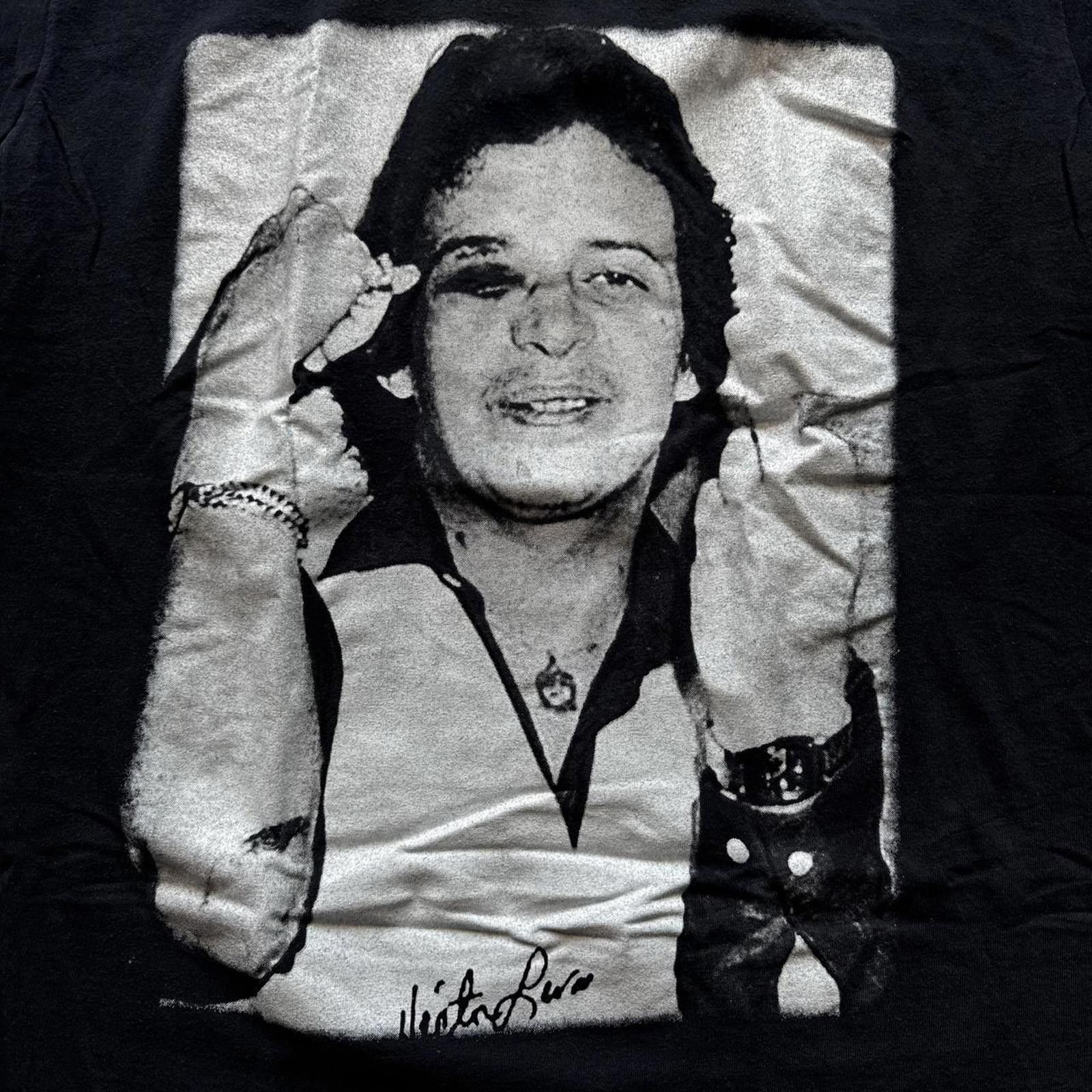 Other Hector Lavoe "Beat Up" Black & White Y2k T-Shirt Size US XL / EU 56 / 4 - 3 Thumbnail