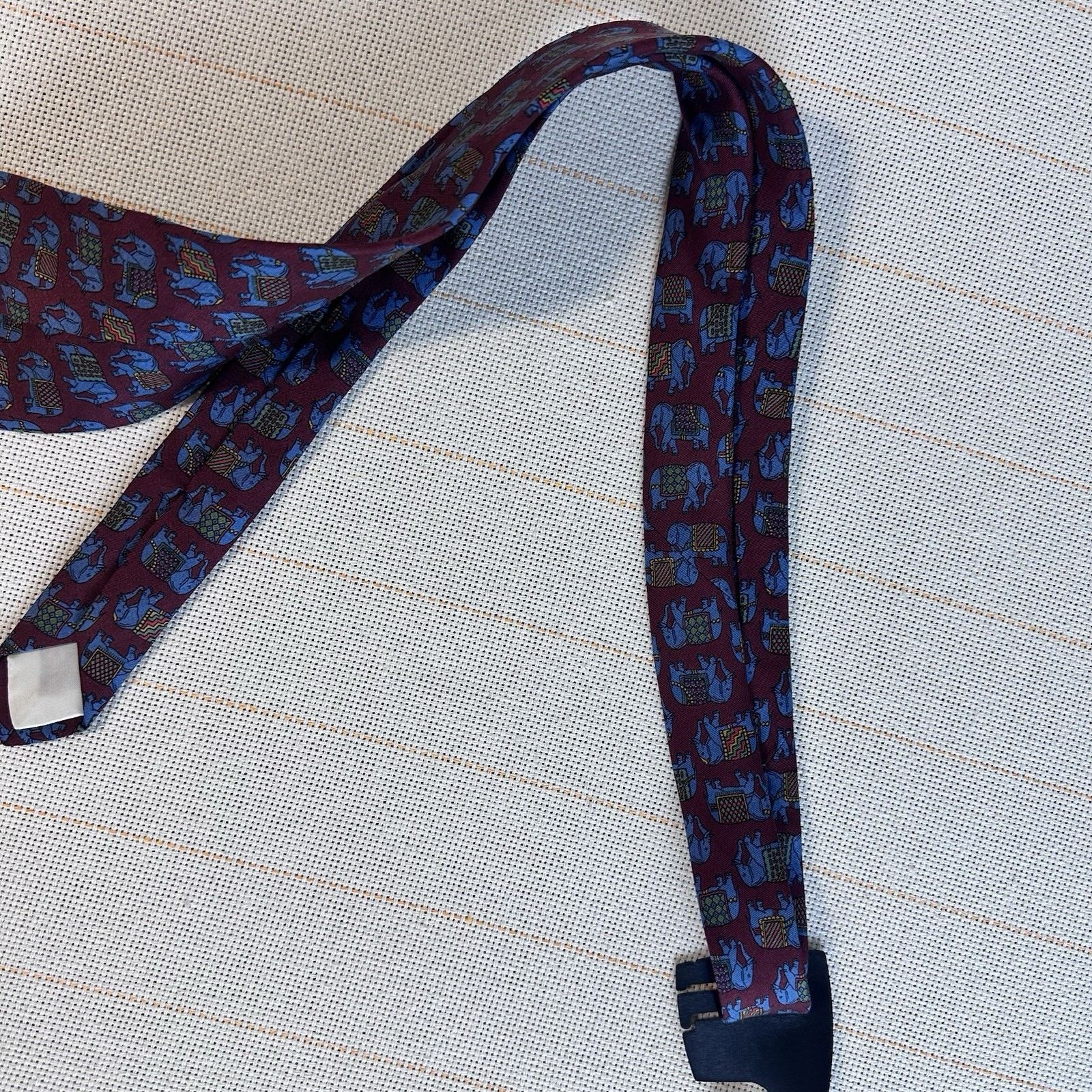 Brooks Brothers Brooks Brother Tie Silk Designer ELEPHANTS Red EUC Size ONE SIZE - 3 Thumbnail