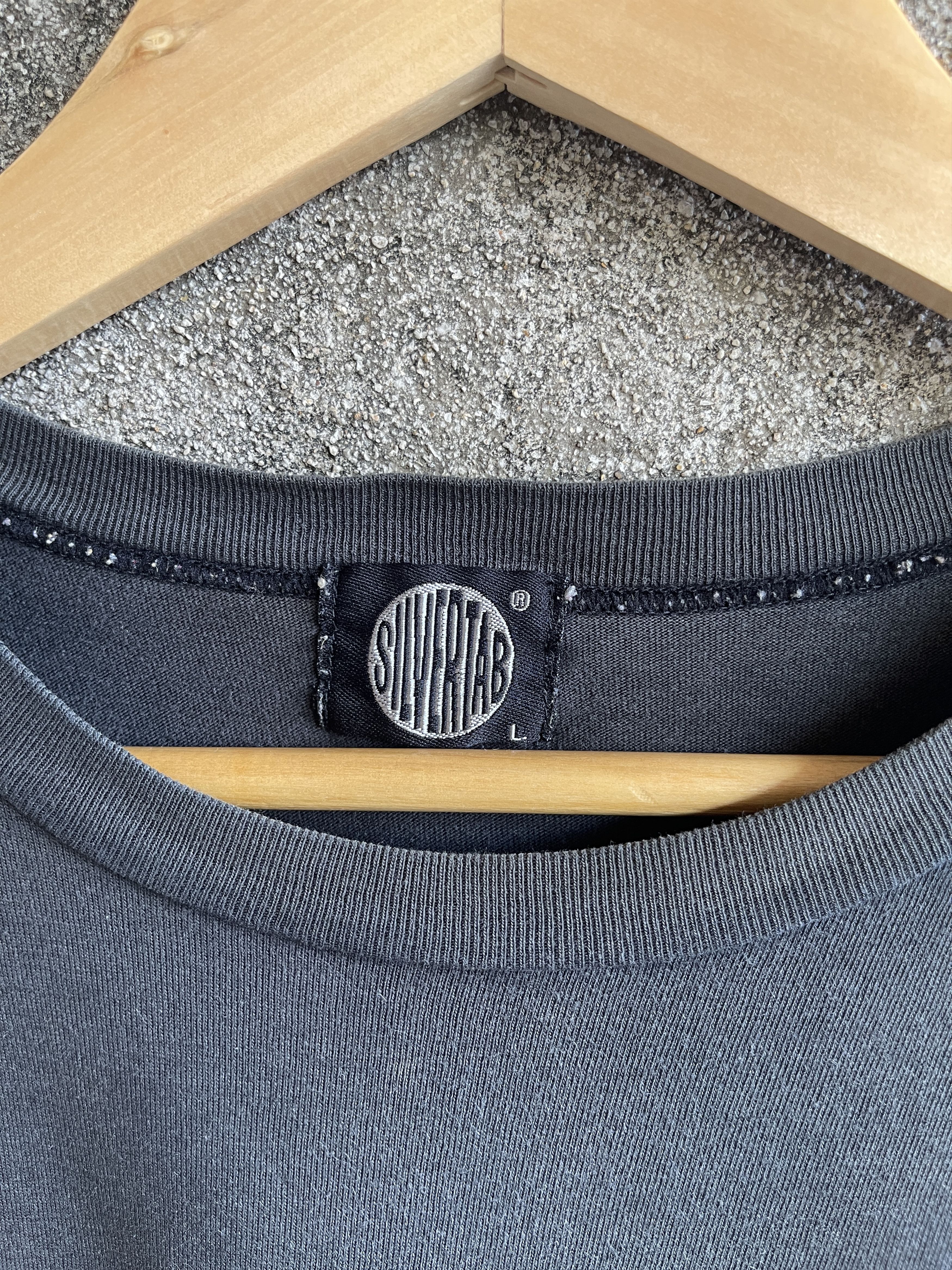 Levi's Vintage 90s🔥Levi’s SilverTab🔥Circle Logo Sun Faded Tee Size US L / EU 52-54 / 3 - 6 Thumbnail
