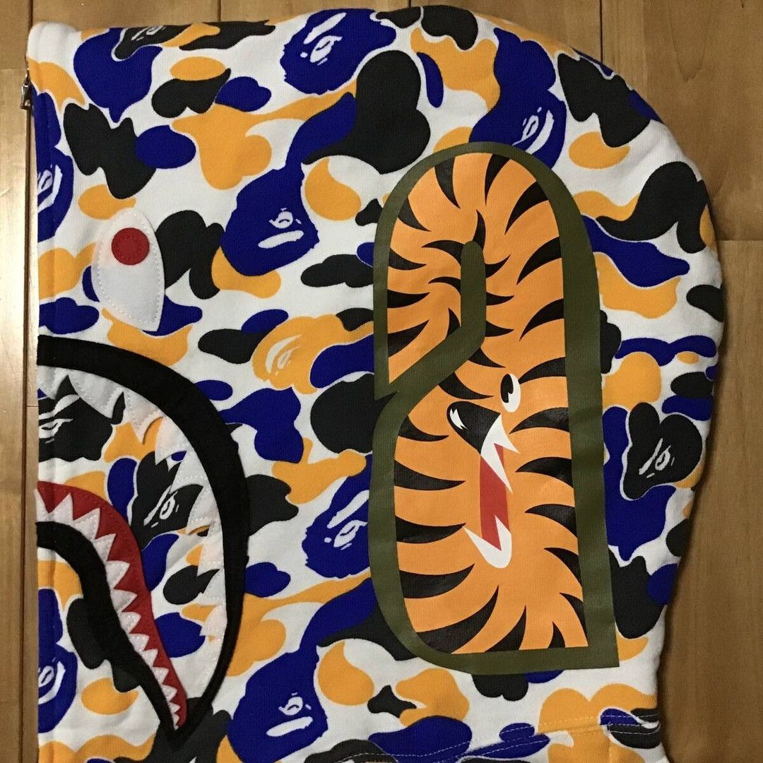 Bape 2008 🔥Maebashi Store Camo🔥 BAPE shark full zip hoodie NIGO Size US L / EU 52-54 / 3 - 6 Thumbnail