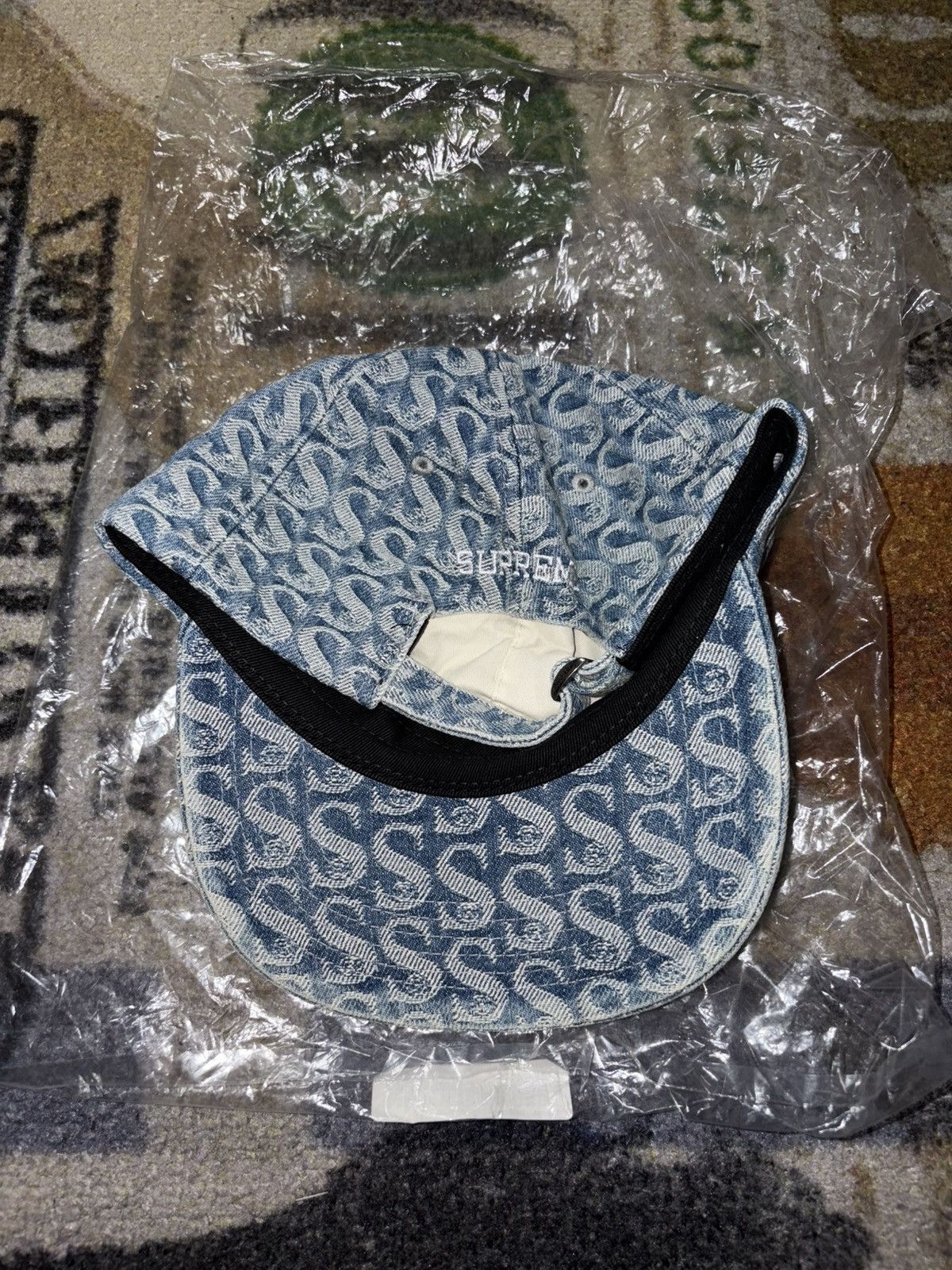 Supreme Supreme Monogram Denim 6-Panel Hat 2021 Size ONE SIZE - 4 Thumbnail