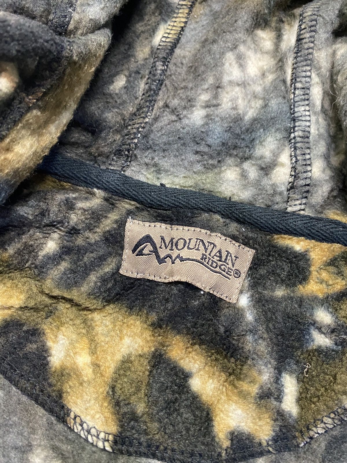 Realtree × Vintage Vintage Realtree Crazy Zip Up Hoodie Camo Y2K Size US S / EU 44-46 / 1 - 13 Thumbnail