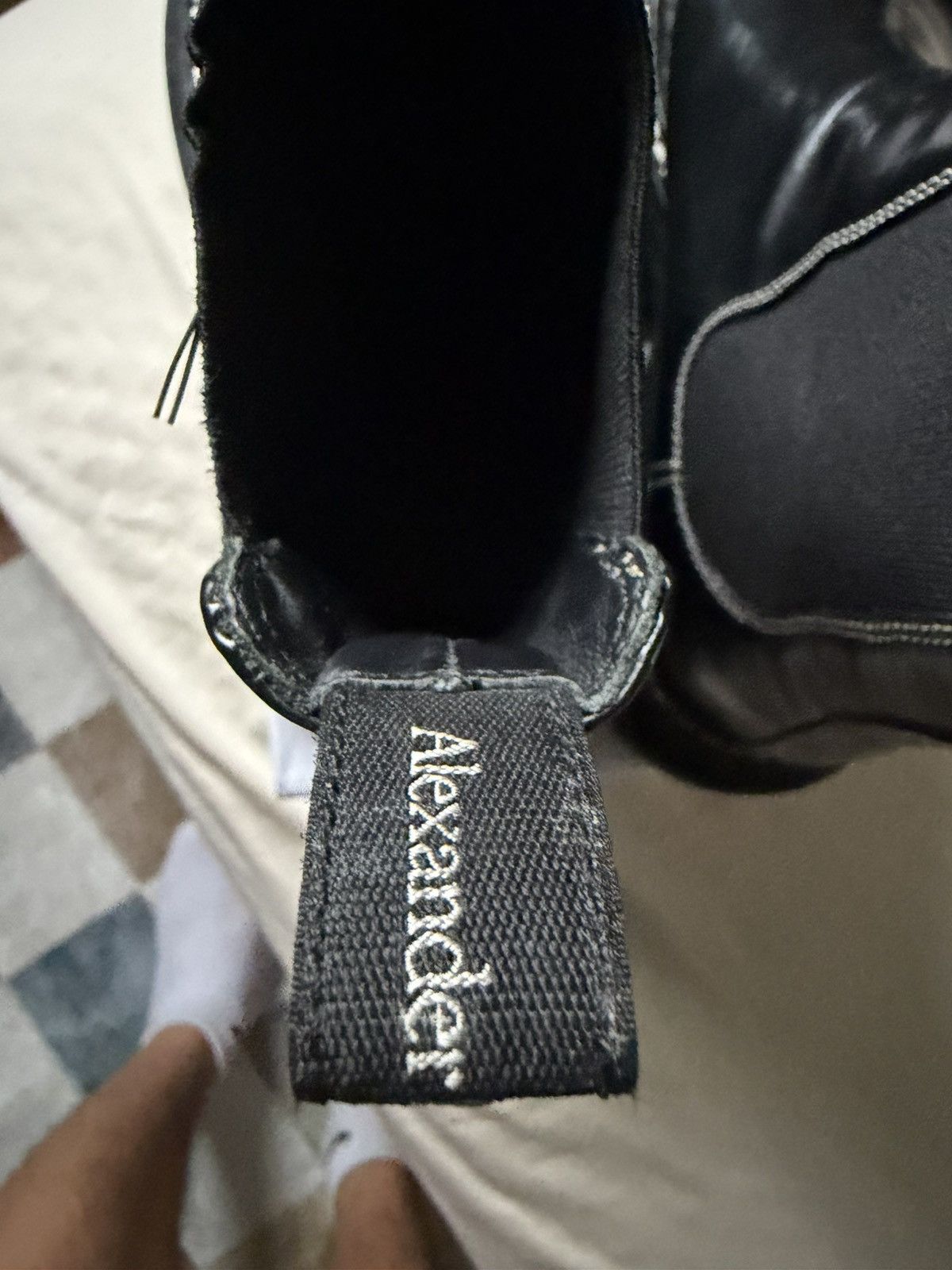 Alexander McQueen Alexander McQueen Tread Chelsea Boots Black RARE Size US 9 / EU 42 - 7 Thumbnail