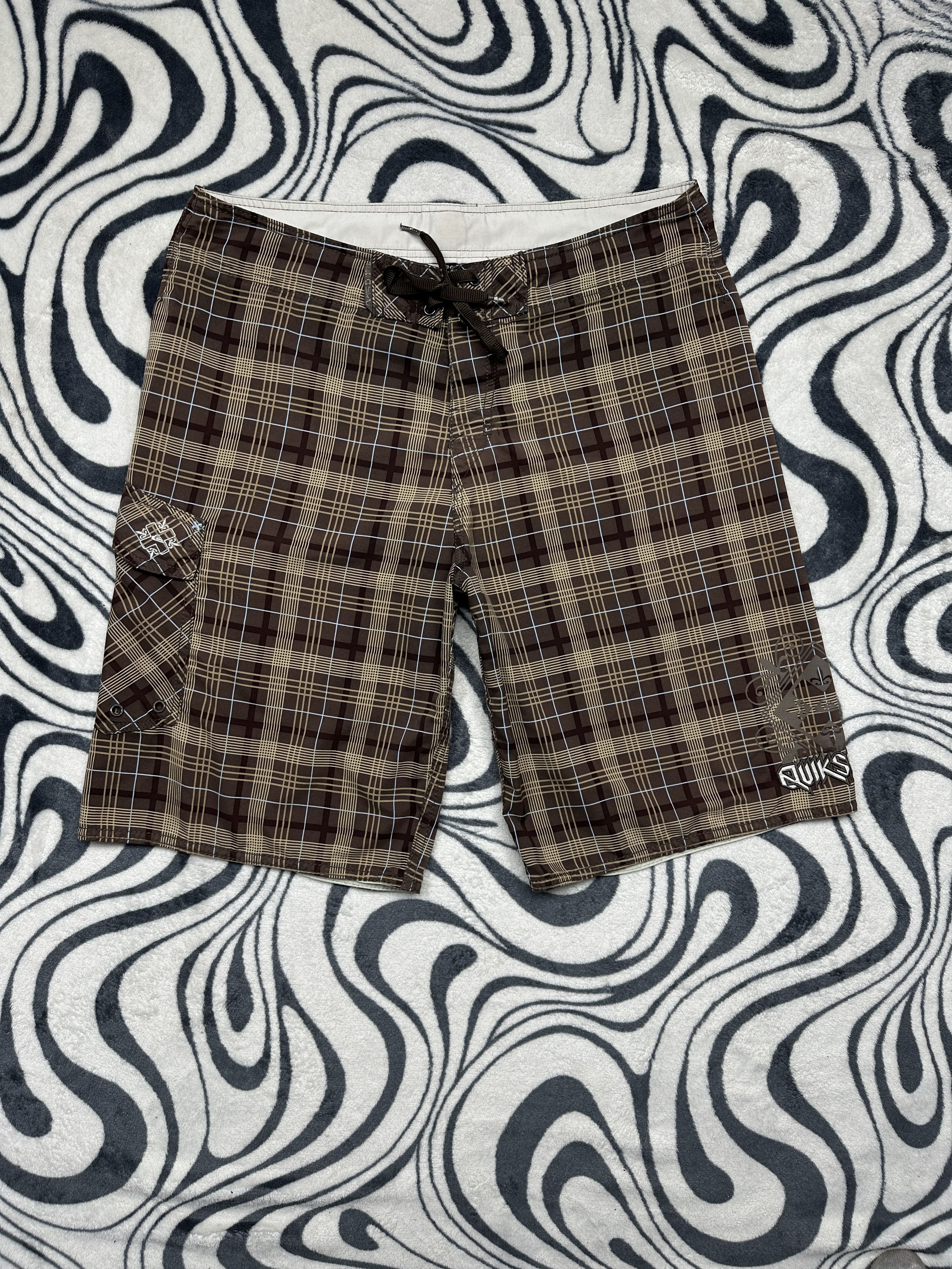 Quiksilver Quiksilver Vintage Mens Surf Style Shorts Size US 34 / EU 50 - 1 Thumbnail