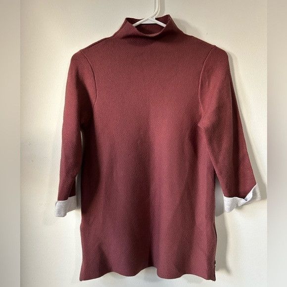 Other Tahari Long Sleeve Cowlneck Top Size M / US 6-8 / IT 42-44 - 1 Thumbnail