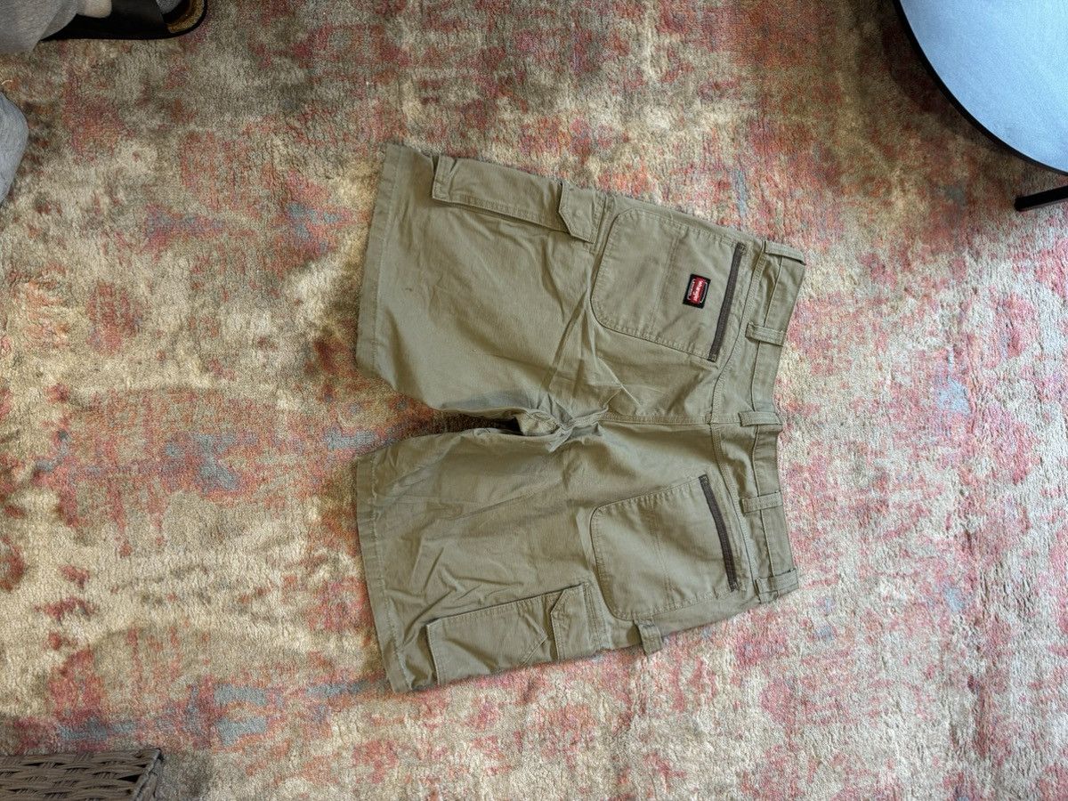 Wrangler Wrangler Workwear Carpenter Painter Cargo Shorts Pocket Army Size US 40 / EU 56 - 8 Thumbnail