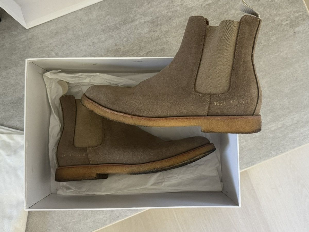Common Projects Common Projects Chelsea Boots in Suede Taupe Size US 8 / EU 41 - 5 Thumbnail