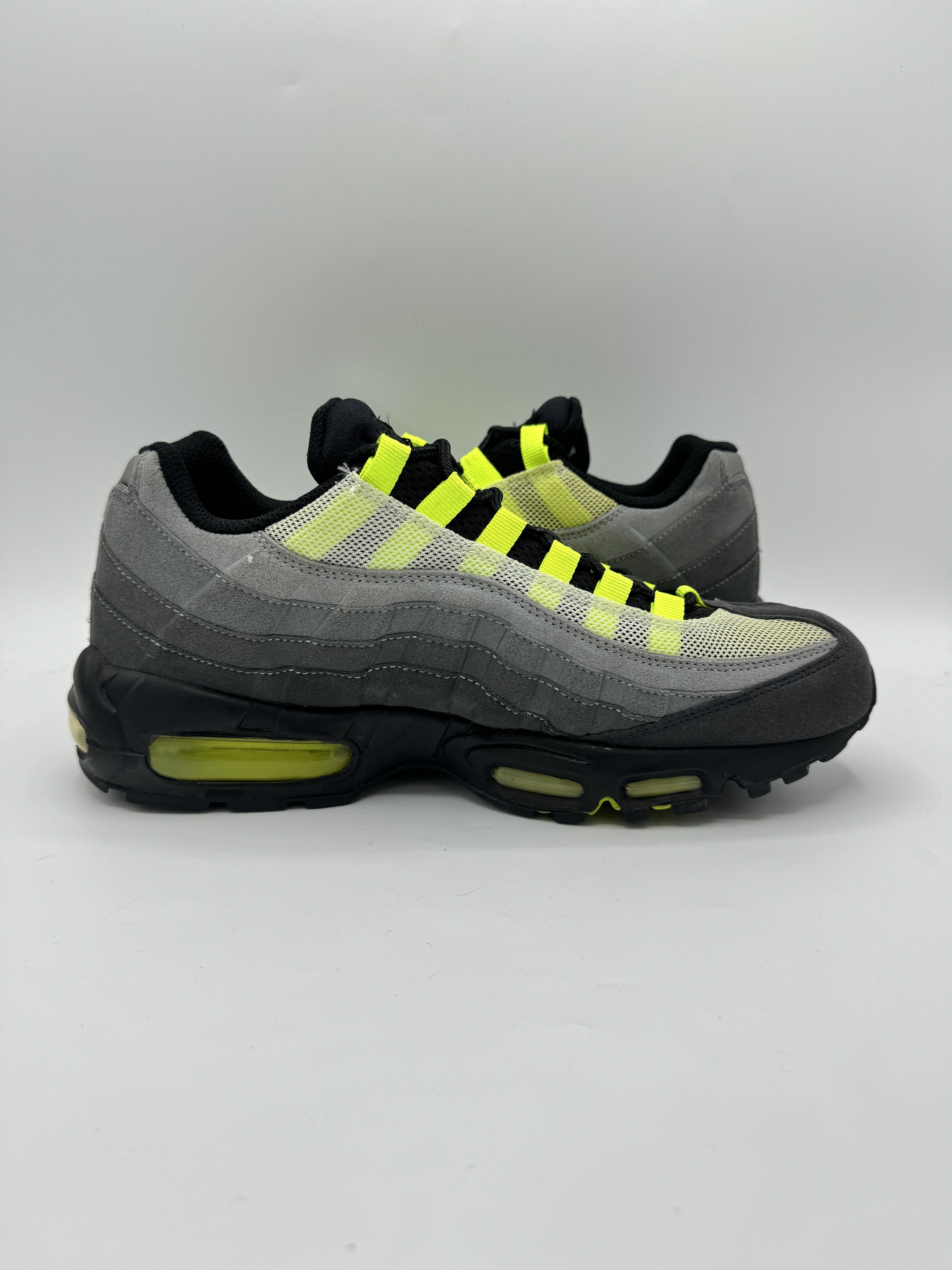 Mita × Nike Mita Sneakers x Nike Air Max 95 Ueno Prototype Neon Size US 9.5 / EU 42-43 - 5 Thumbnail