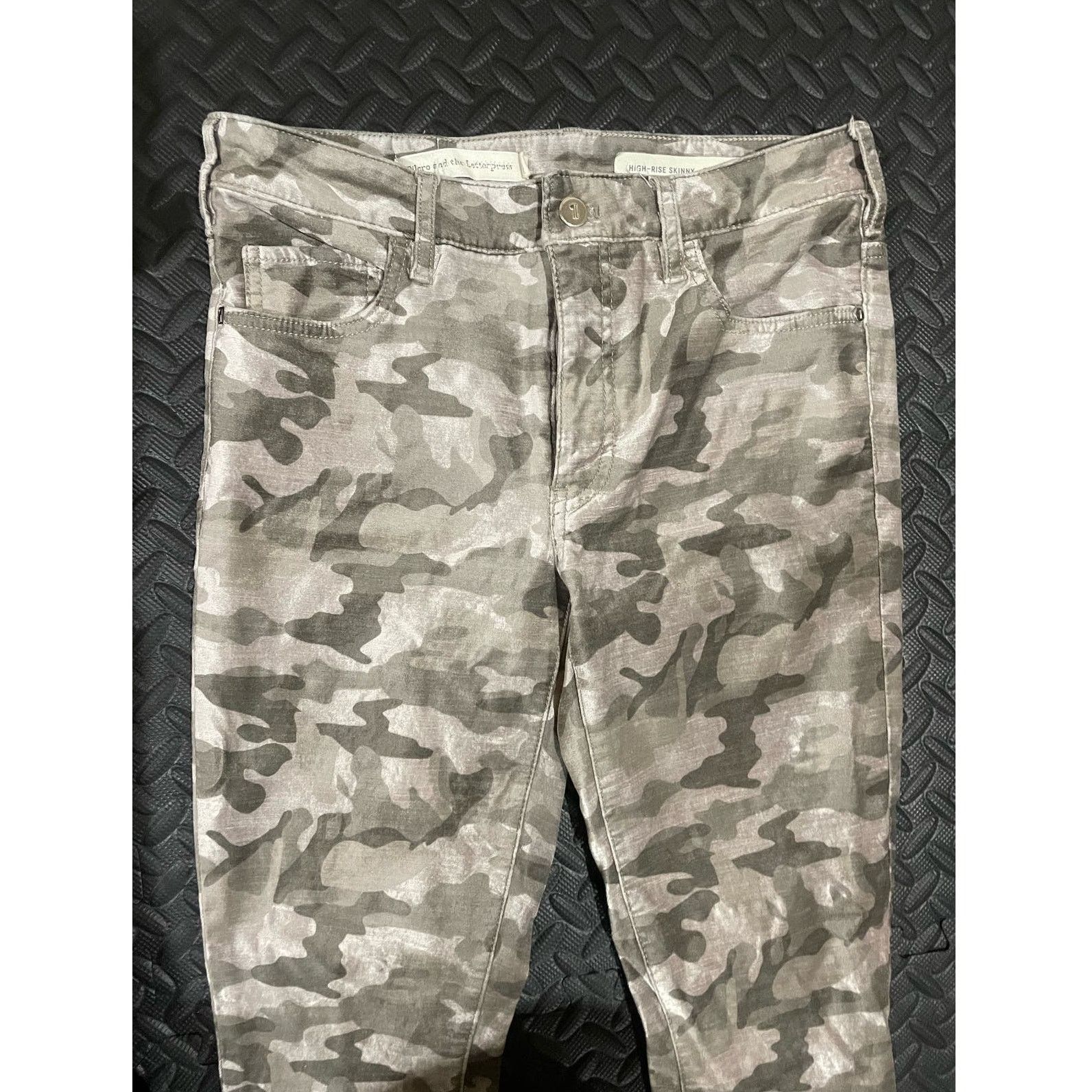Anthropologie Pilcro Velvet Camo High Rise Skinny Jeans, 27 Size 27" / US 4 / IT 40 - 4 Thumbnail