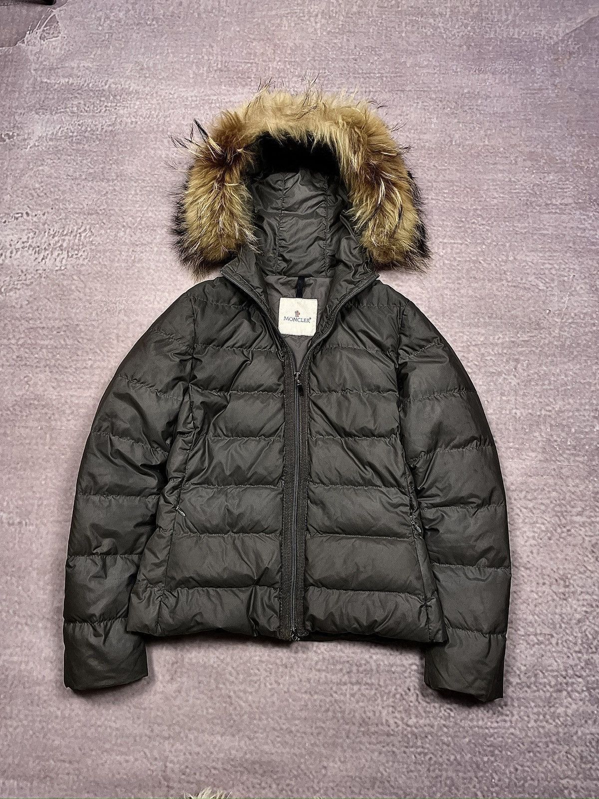 Moncler Vintage Moncler Down Jacket Real Fur Hood Women Size S / US 4 / IT 40 - 1 Thumbnail