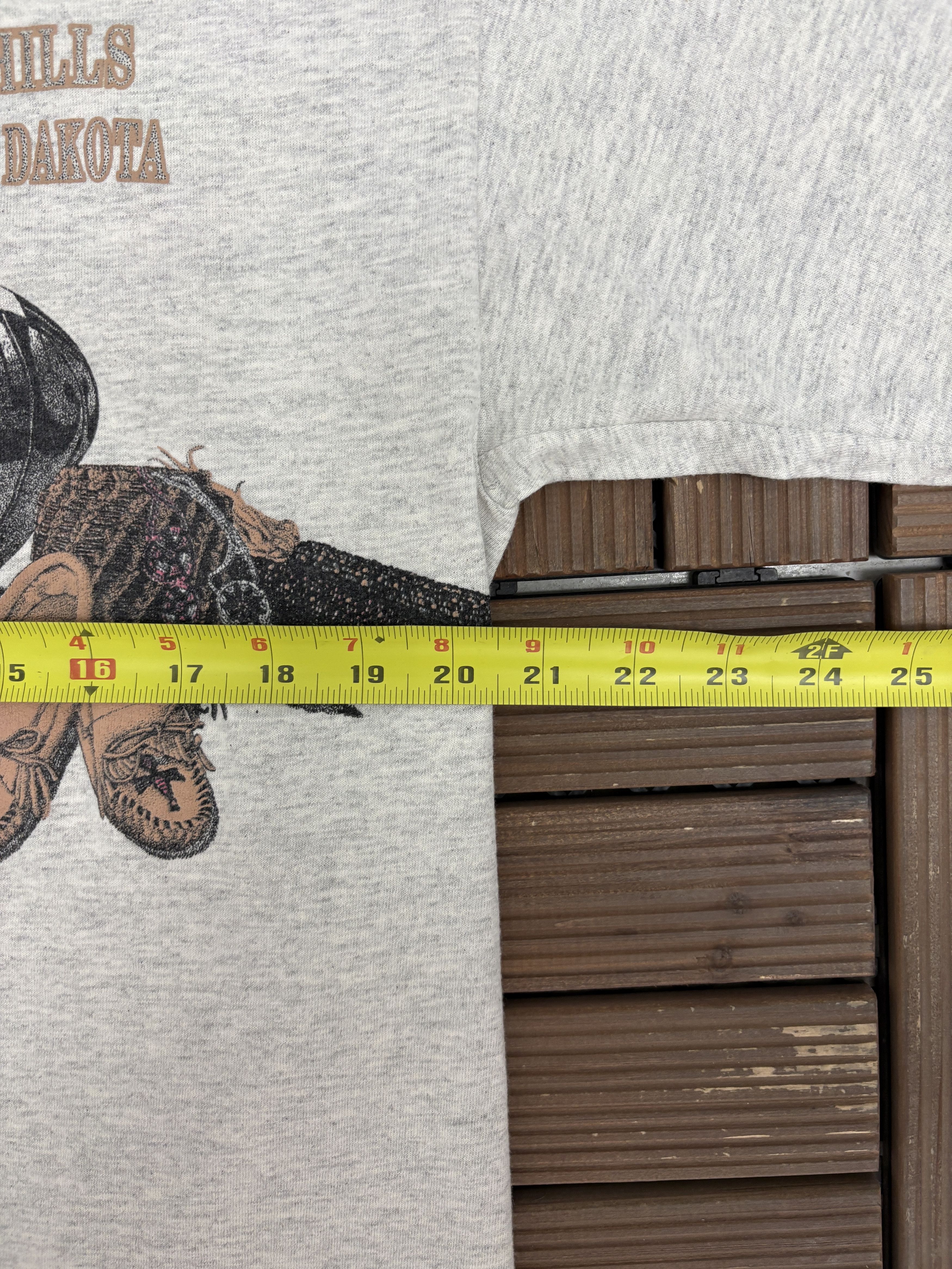 Vintage Black Hills, South Dakota Scenic Vintage Grey Tee Size US L / EU 52-54 / 3 - 8 Thumbnail