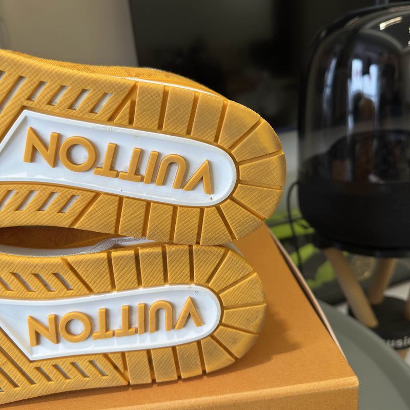 Louis Vuitton Louis Vuitton Yellow and White Low-top Casual Sneakers -250 Size US 8.5 / EU 41-42 - 4 Thumbnail