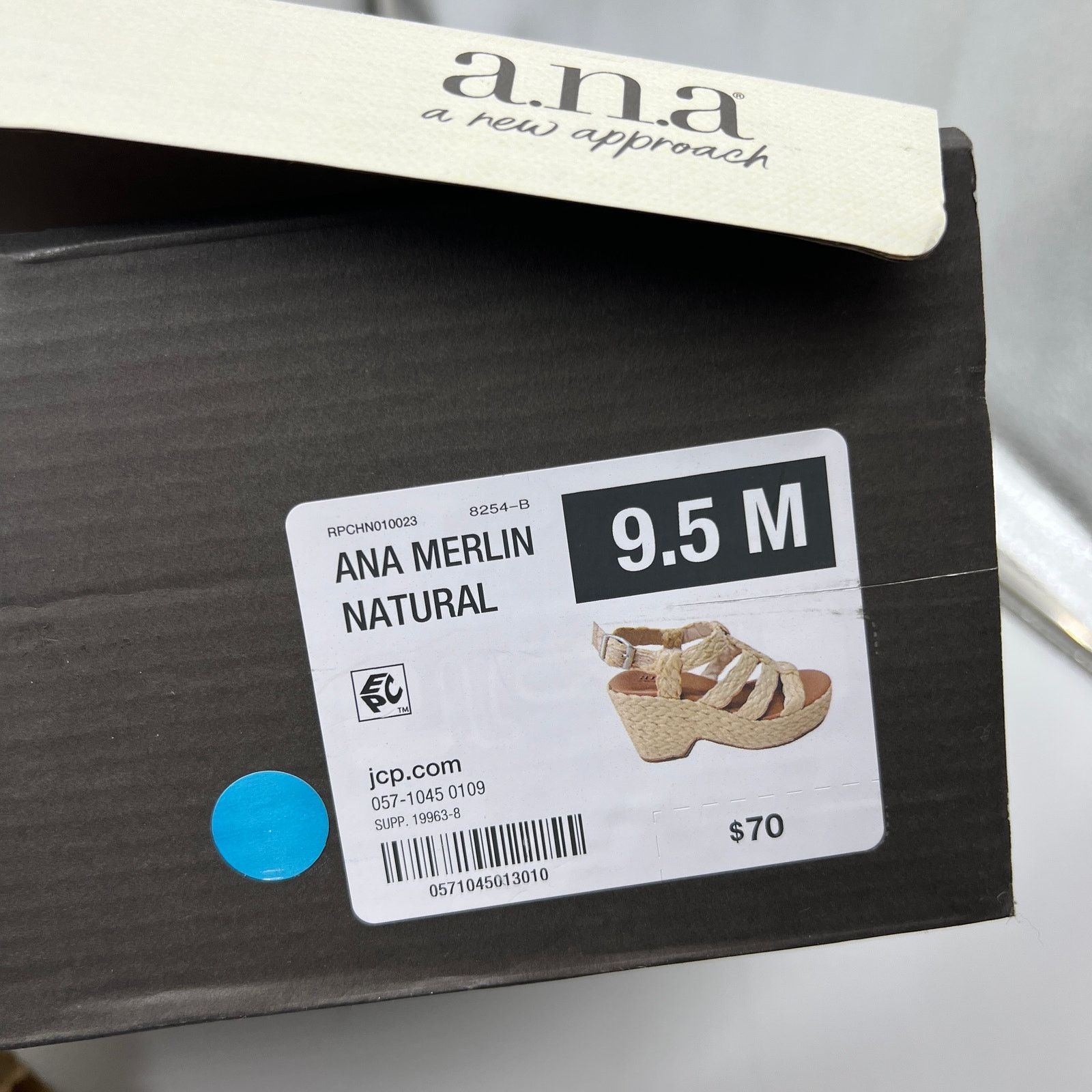 Other a.n.a Womens Merlin Wedge Sandals Brown Natural Size 9.5M Size US 9.5 / IT 39.5 - 13 Thumbnail