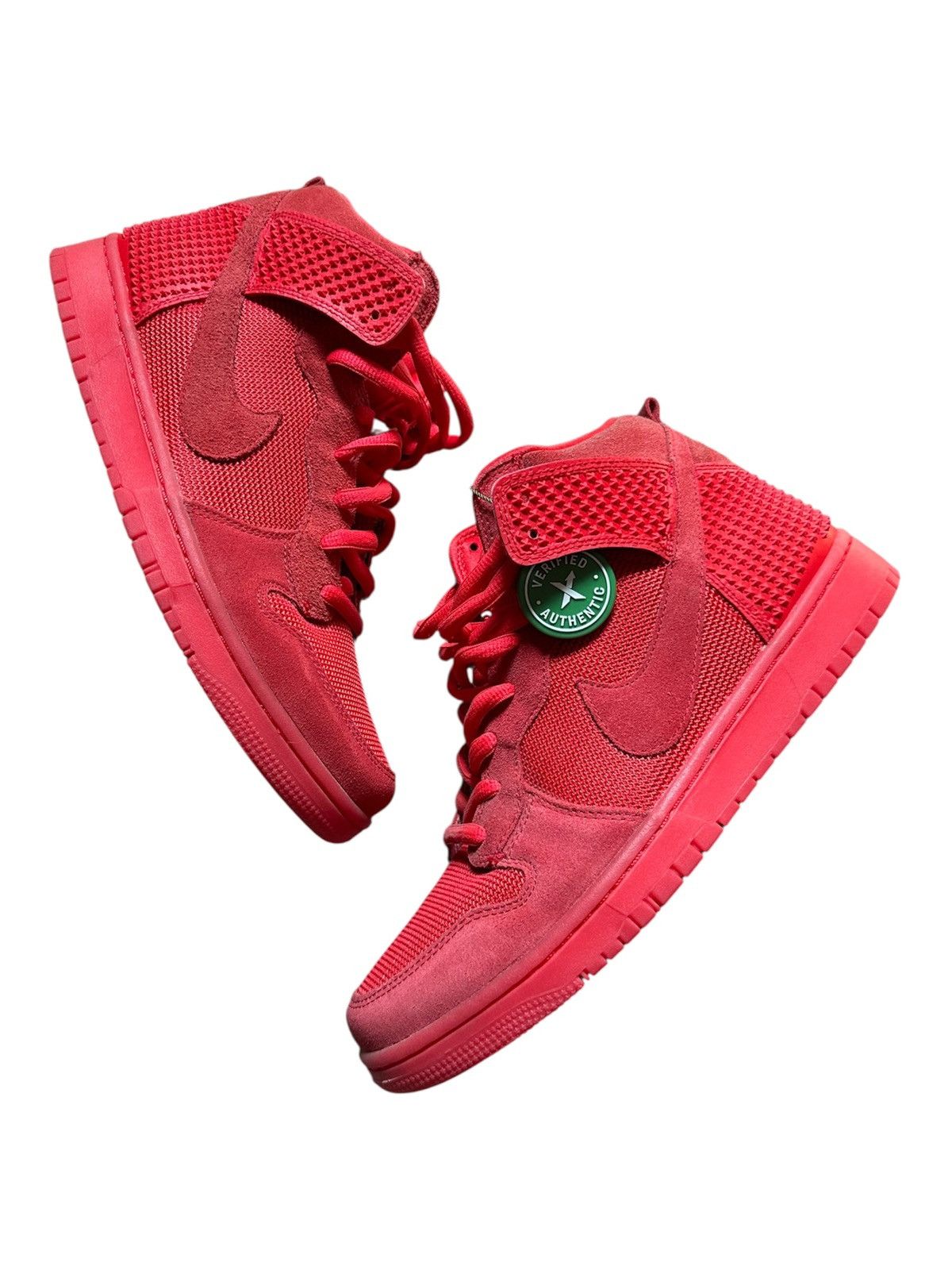Red October' Nike Dunk High