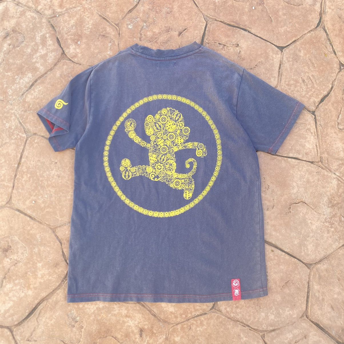 Japanese Brand Thrashed Faded Vintage Y2K Go-Coo Monkey ERD GRUNGE TEE Size US L / EU 52-54 / 3 - 1 Thumbnail