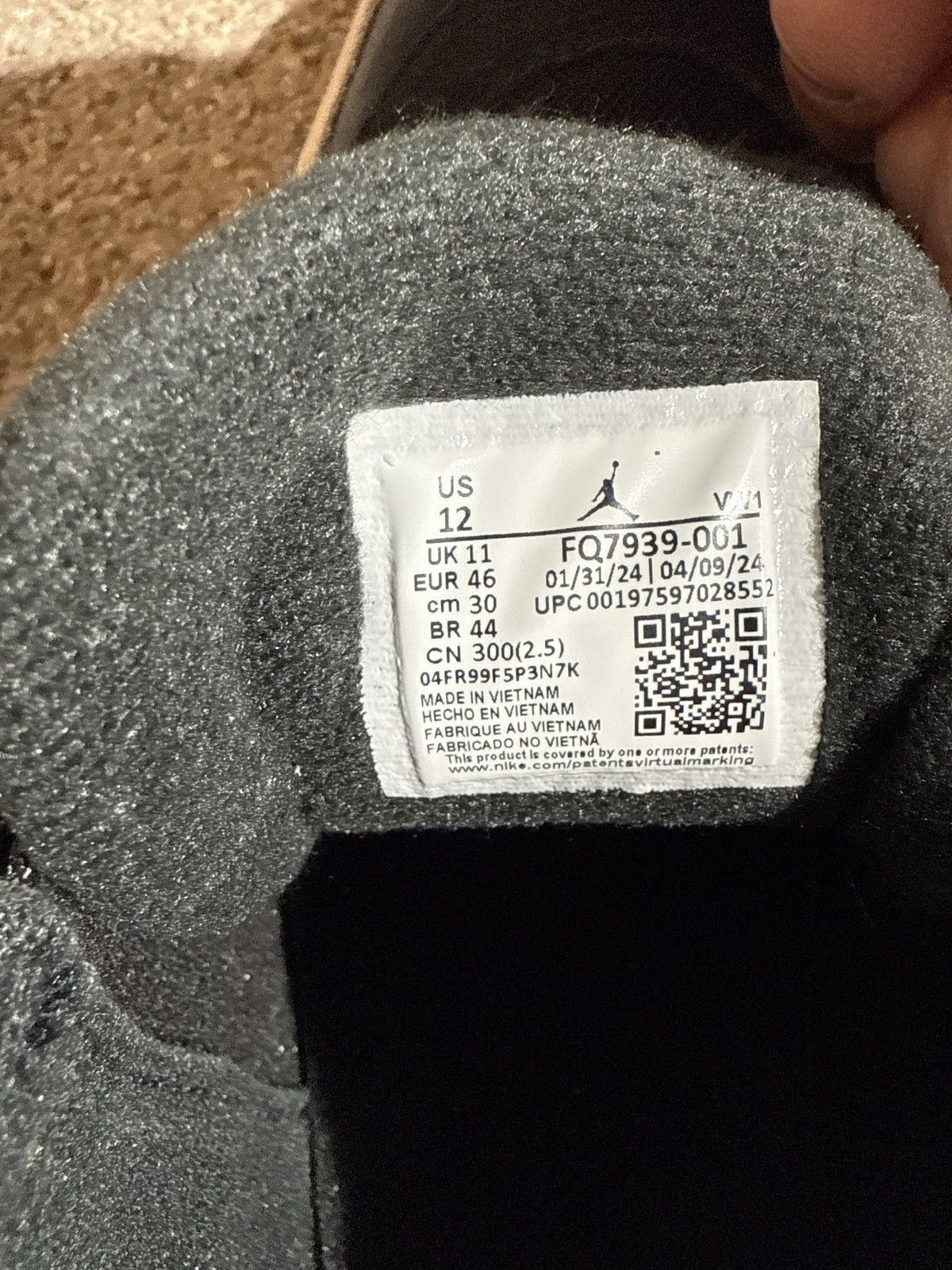 Nike Jordan 4 RM Black Light Bone Size US 12 / EU 45 - 6 Thumbnail