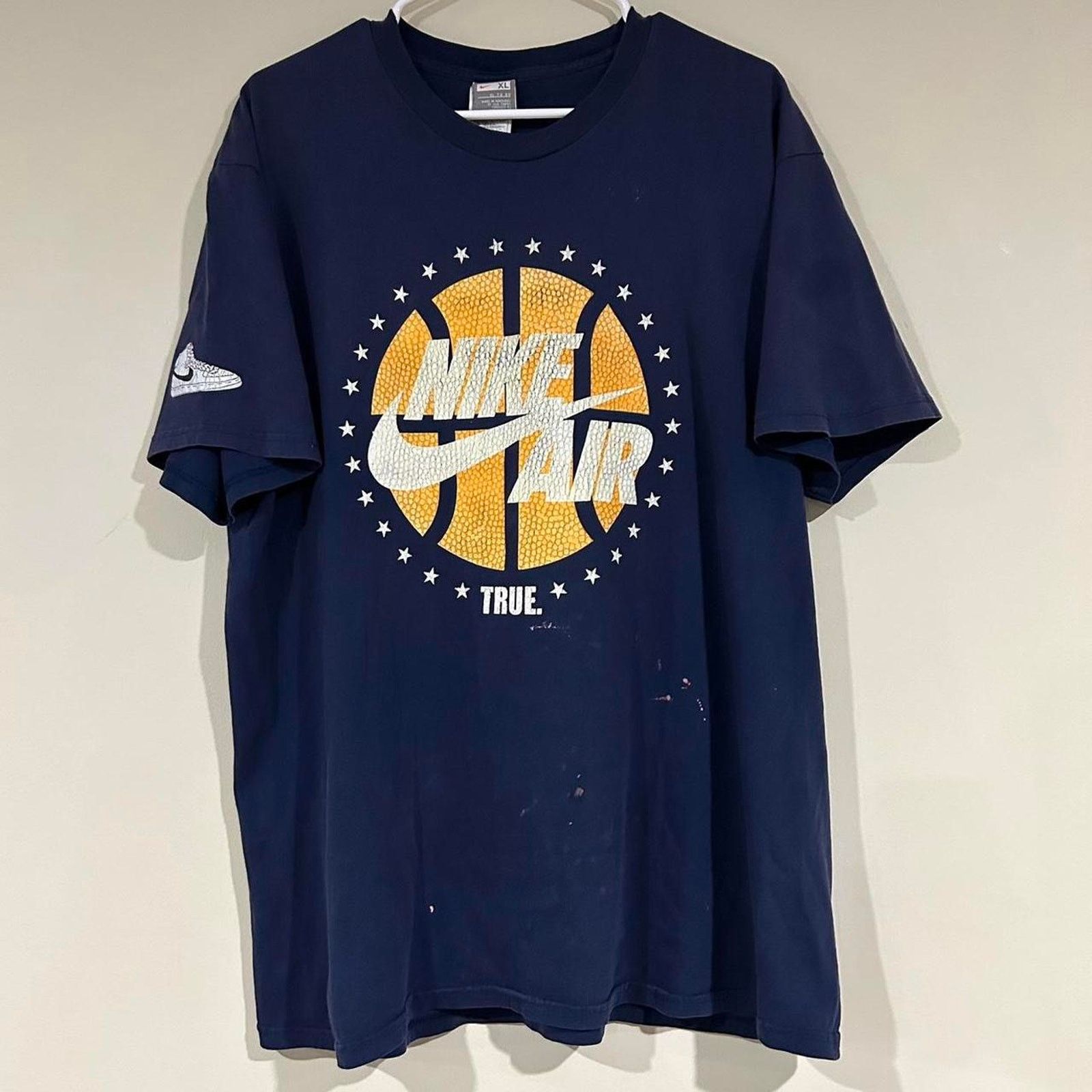 Nike Vintage Nike Air True Basketball Shirt Size US XL / EU 56 / 4 - 1 Thumbnail