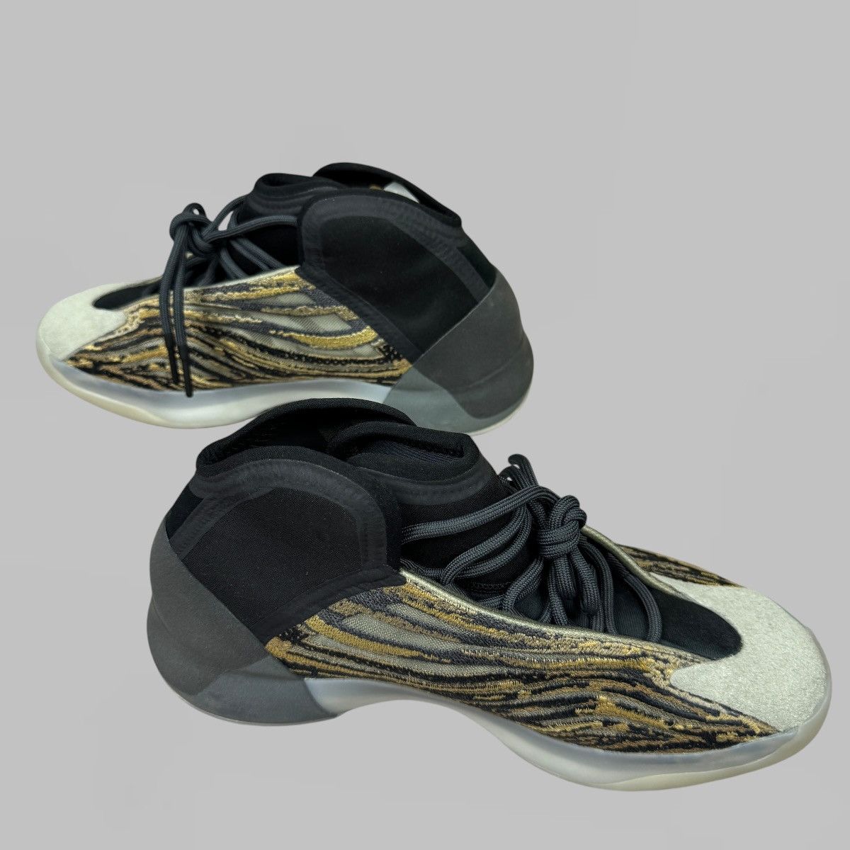 Yeezy YEEZY QNTM AMBTIN HIGH OG NEW SIZE 44,5 Size US 10.5 / EU 43-44 - 6 Thumbnail