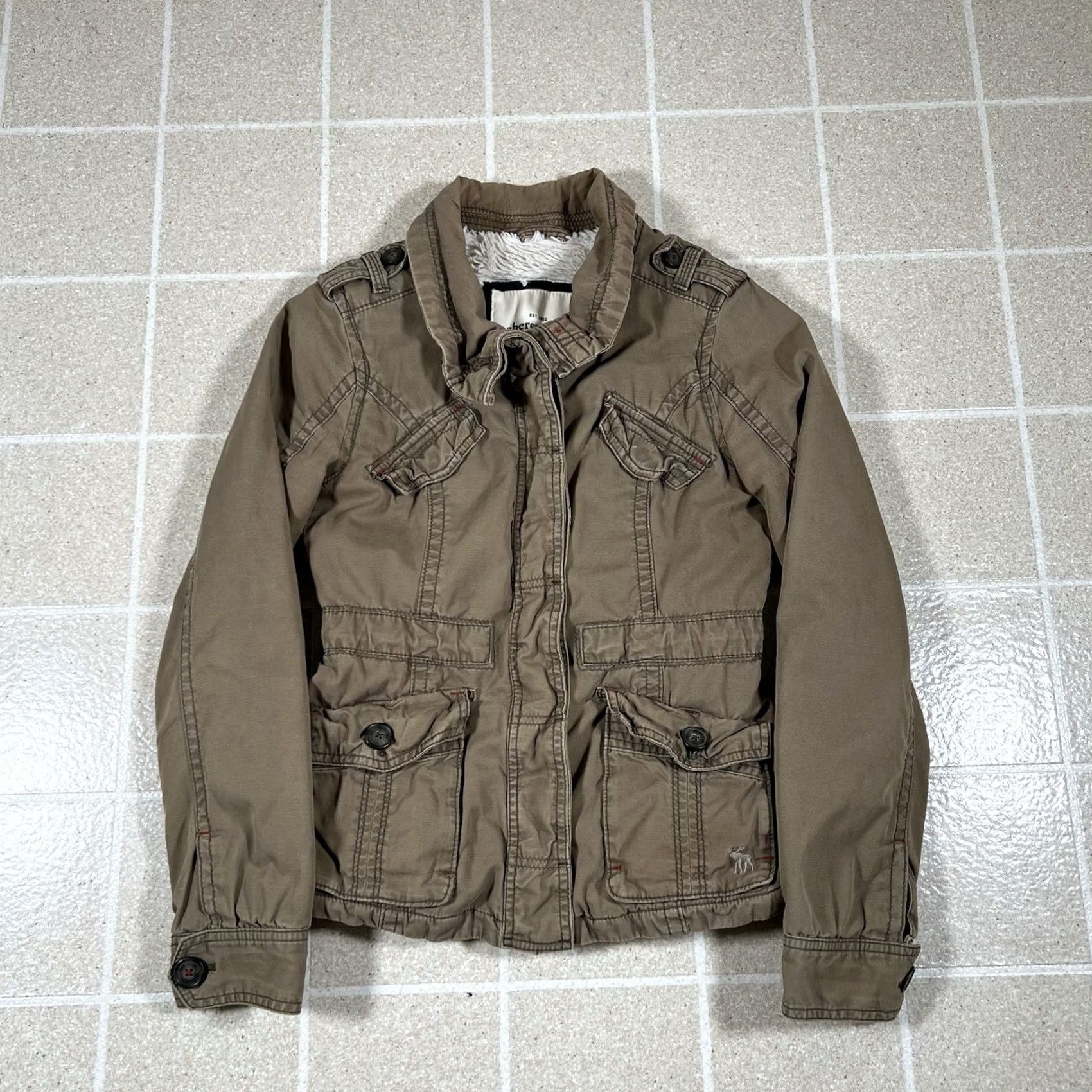Abercrombie & Fitch VINTAGE Abercrombie & Fitch Women’s Military Jacket XL Brown Sherpa Lined Cotton Military Jacket Women XL Brown Size XL / US 12-14 / IT 48-50 - 2 Thumbnail