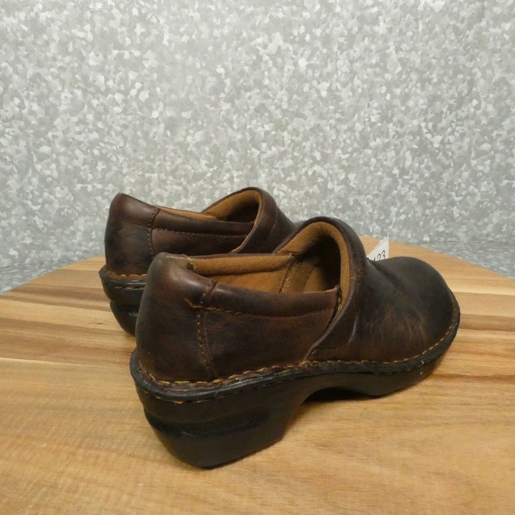 Born BOC Born Clogs Womens Brown Leather Slip On Mules Chunky Heel Size 6.5M Size US 7 / IT 37 - 3 Thumbnail