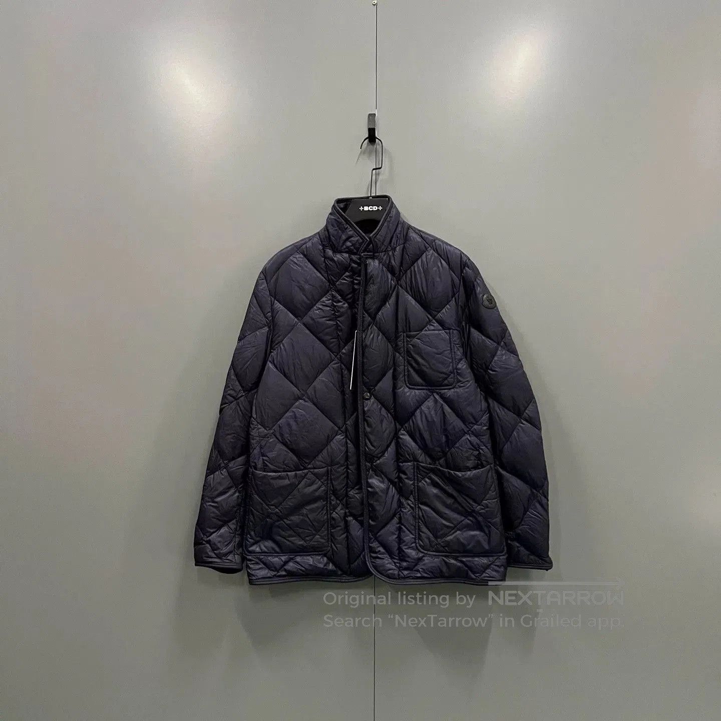 Moncler moncler dark blue logo collar down jacket. Size US M / EU 48-50 / 2 - 1 Thumbnail