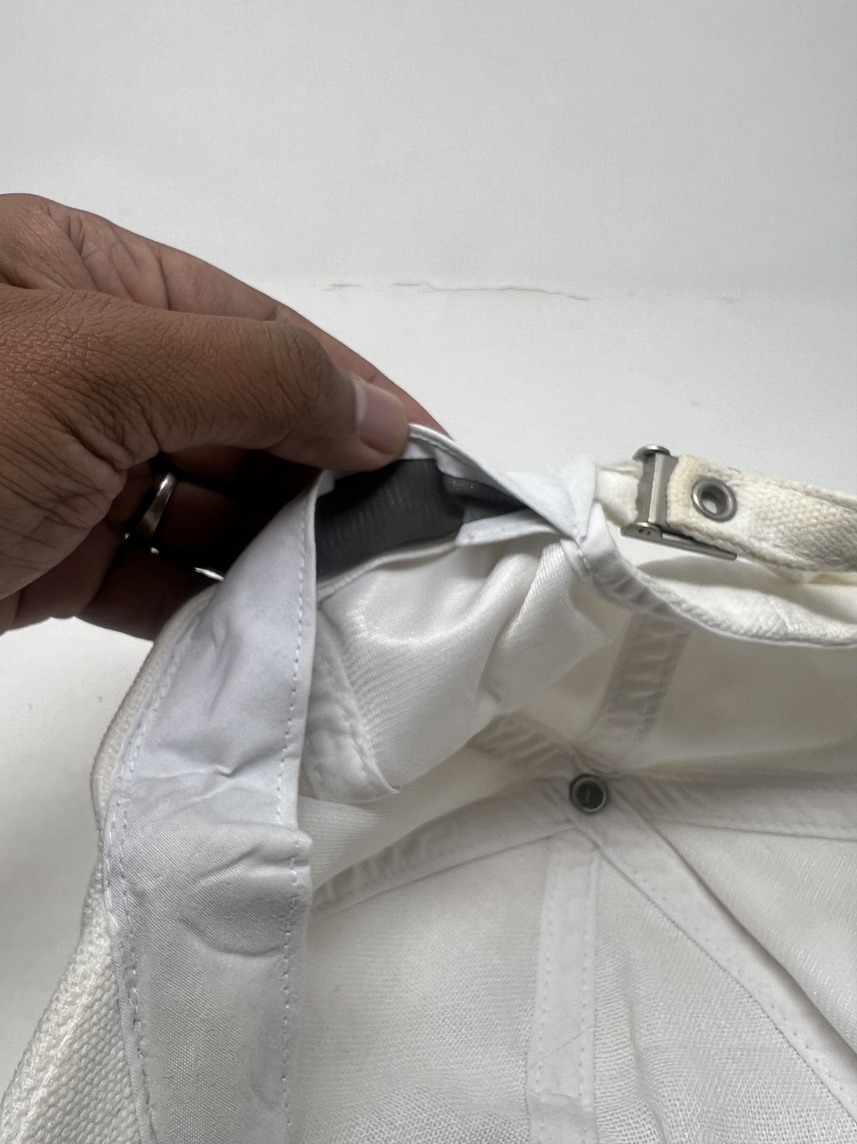 BMW BMW White Hat Size ONE SIZE - 14 Thumbnail