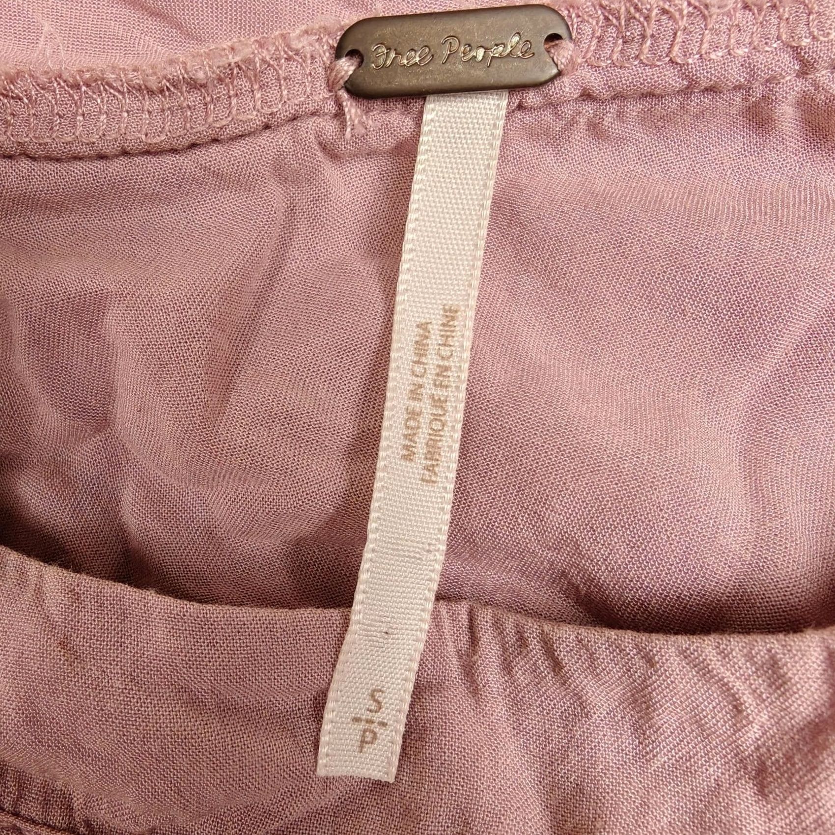 Free People Free People Blouse Womens Small Pink Crochet Balloon Sleeve Embroidered Tunic Size S / US 4 / IT 40 - 3 Thumbnail