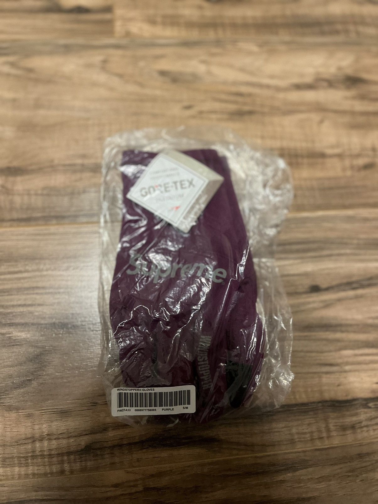 Supreme Supreme Windstopper Gloves Size ONE SIZE - 3 Thumbnail