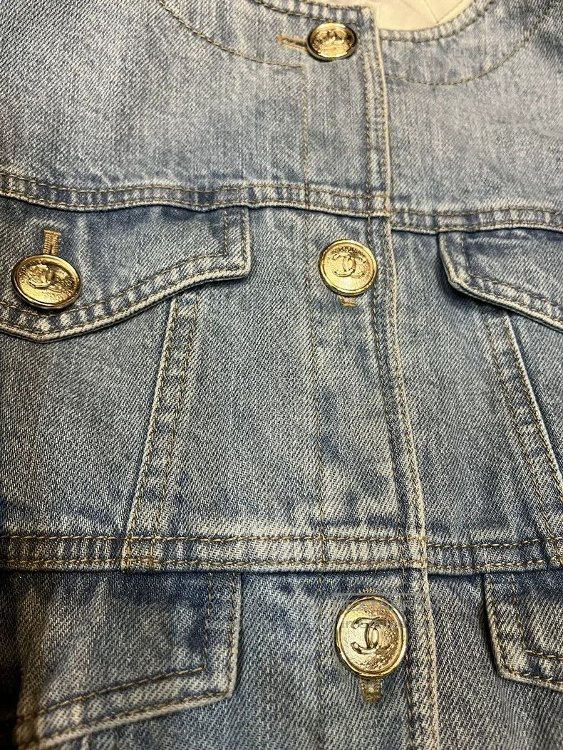 Chanel Chanel Denim jacket Size XS / US 0-2 / IT 36-38 - 4 Thumbnail