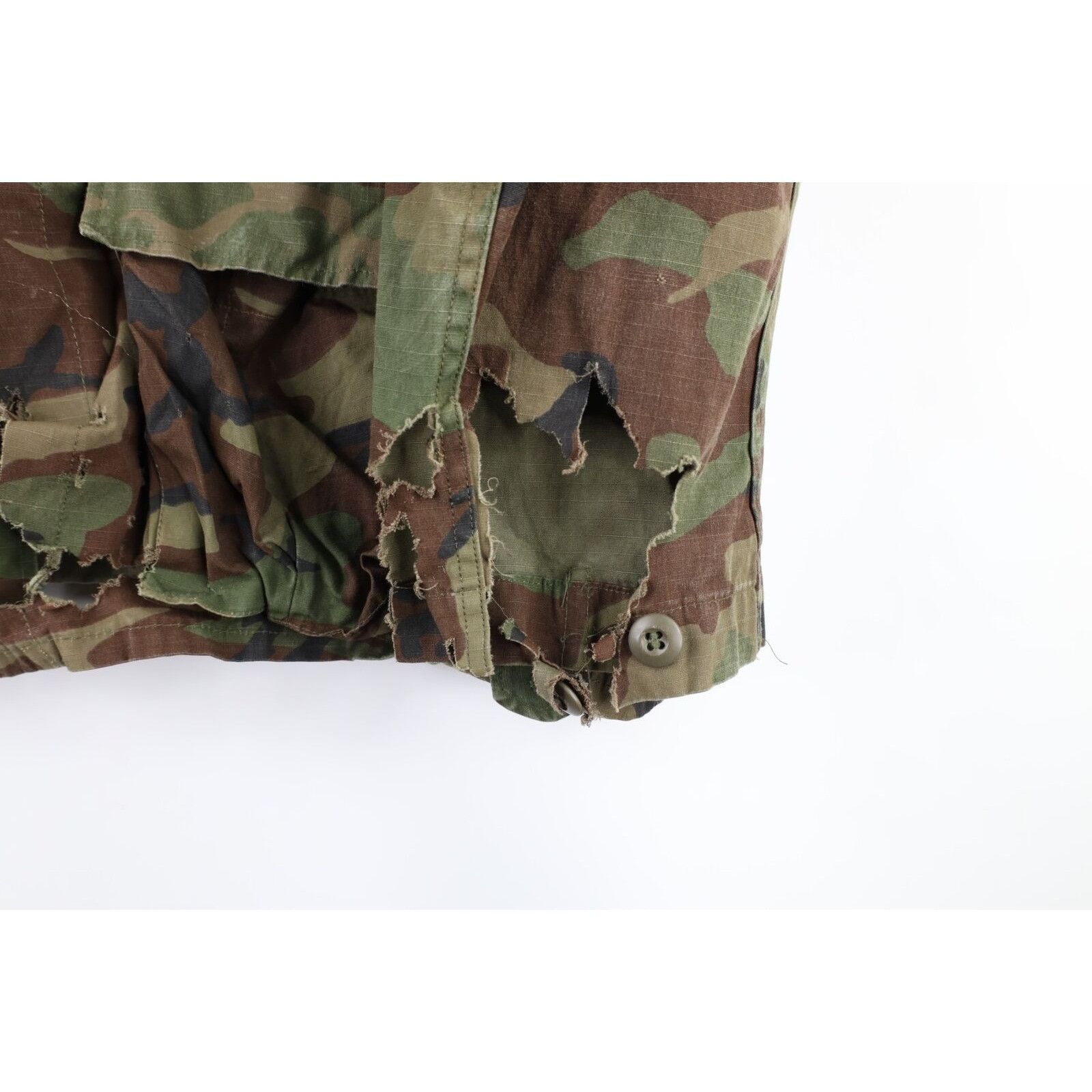 Vintage Vintage 70s Thrashed Ripstop Poplin Camouflage Jacket Size US M / EU 48-50 / 2 - 4 Thumbnail