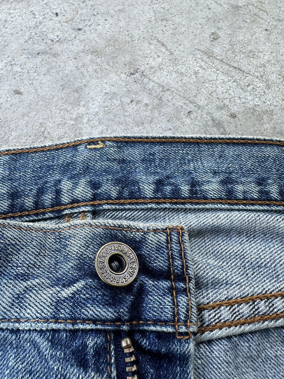 Levi's LEVI’S Lot 503 distressed denim jeans size 32 Size US 32 / EU 48 - 6 Thumbnail