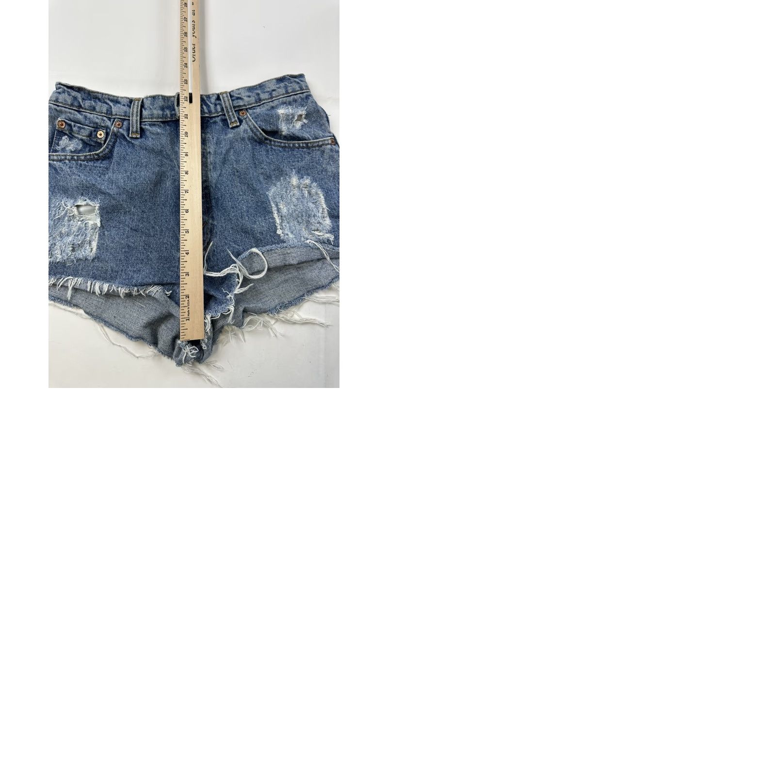 Levi's VINTAGE Levi’s 531 Shorts Women’s 31 Blue Denim Cut-Off Casual Womens American 90s Festivals Cowgirl Daisy 100% Cotton Size 24" / US 00 / IT 34 - 9 Thumbnail