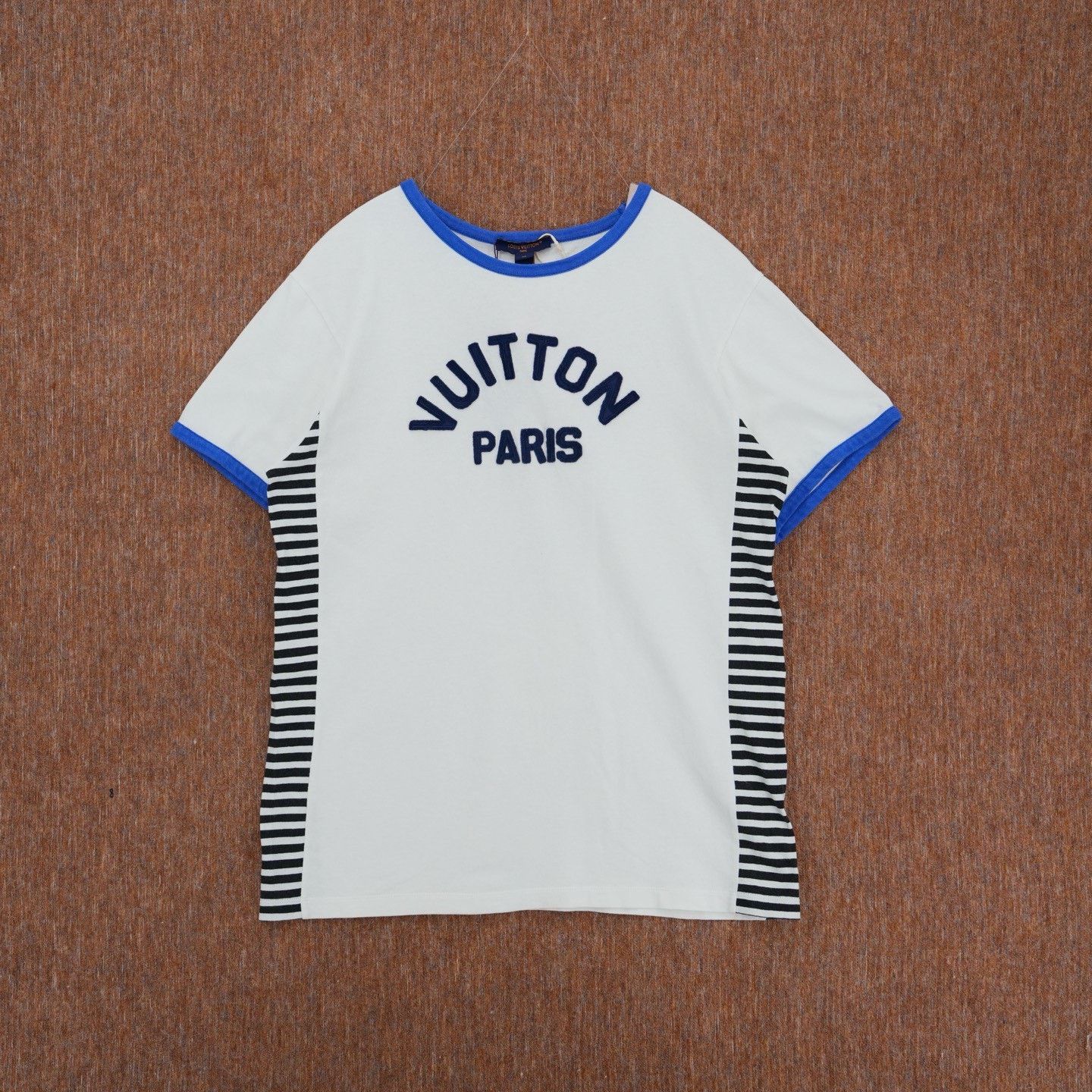 Louis Vuitton Louis Vuitton LV Striped Logo T-Shirt Size US M / EU 48-50 / 2 - 1 Thumbnail