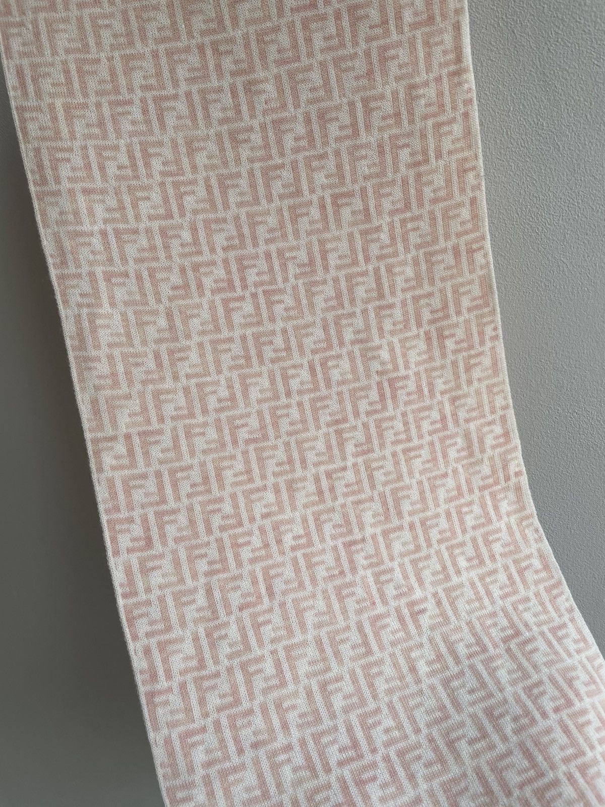 Fendi Fendi Monogram FF Double Sided Wool Pink Unisex Scarf Size ONE SIZE - 4 Thumbnail