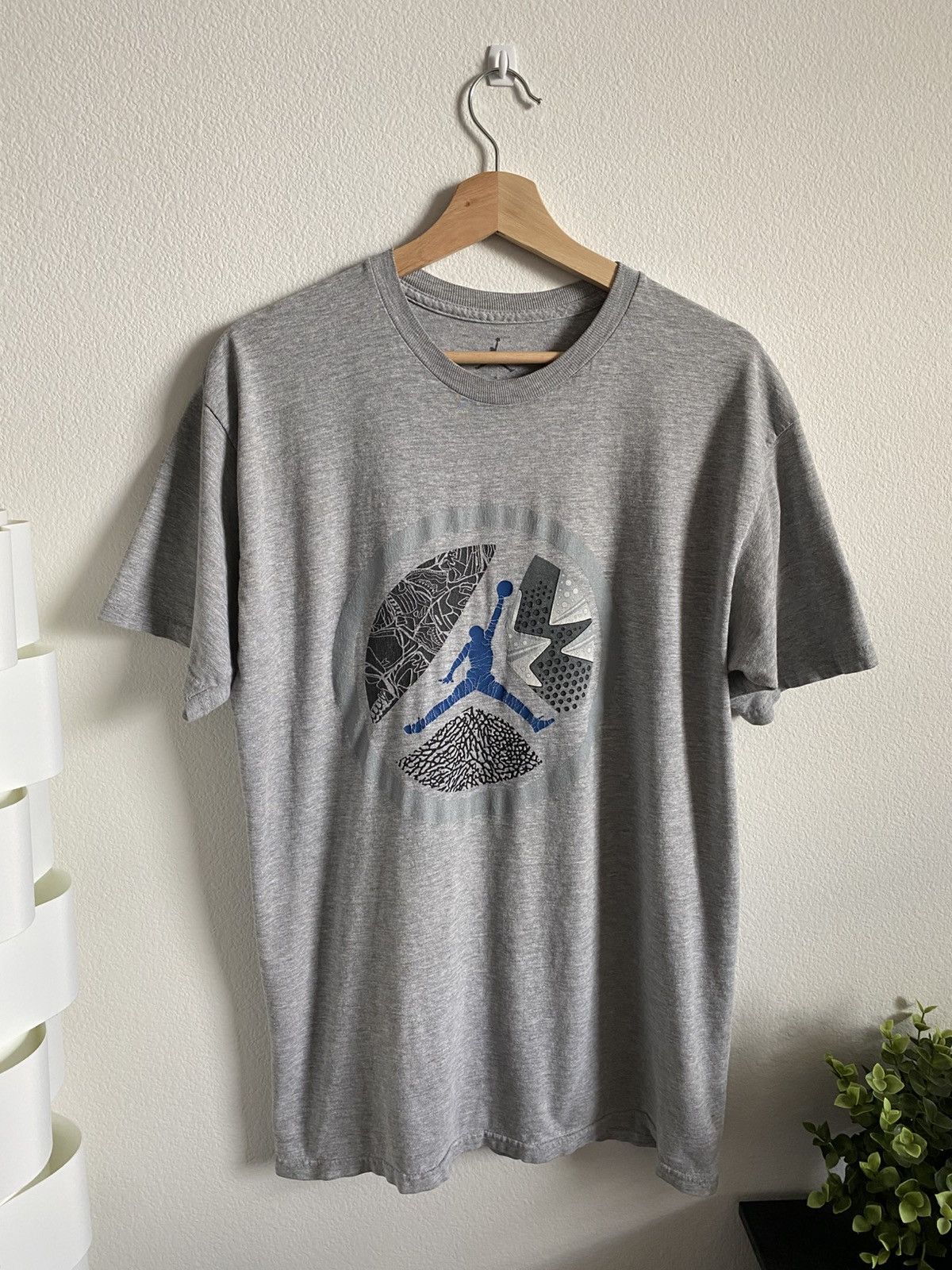 Jordan Brand Jordan Logo Tee Size US L / EU 52-54 / 3 - 1 Thumbnail