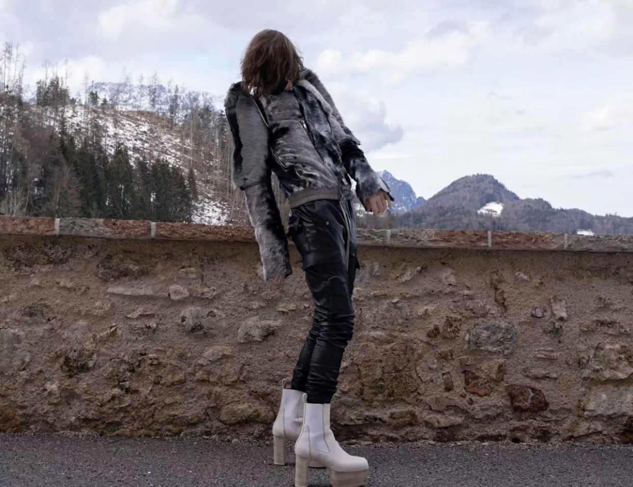 Rick Owens Rick Owens silver wool shoulder shrugged jacket 2412- Size S / US 4 / IT 40 - 7 Thumbnail