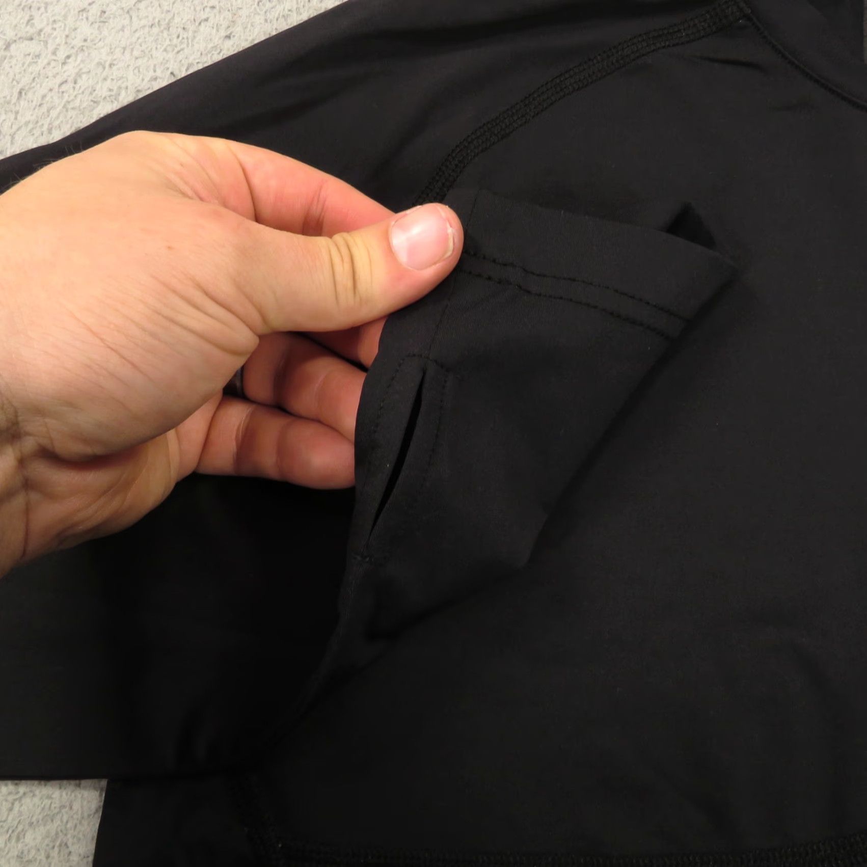 HYDROGEN Hydrogen Tennis Top Women XL Black Compresion Long Sleeve Shirt Thumbholes Golf Shirt Size XL / US 12-14 / IT 48-50 - 3 Thumbnail