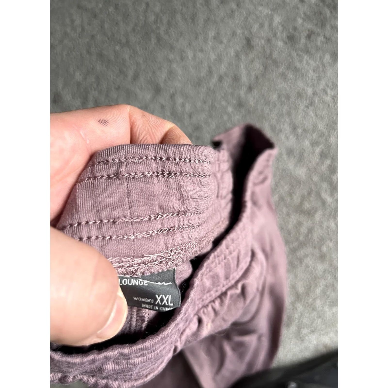 Eddie Bauer Eddie Bauer Purple pull on lounge pants Women's 2XL Solid Plush Polyester Blend Casual Pants Size 40" / US 18 - 5 Thumbnail