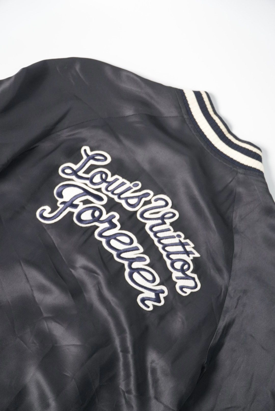 Louis Vuitton Louis Vuitton Embroidered Souvenir Jacket Size US M / EU 48-50 / 2 - 9 Thumbnail