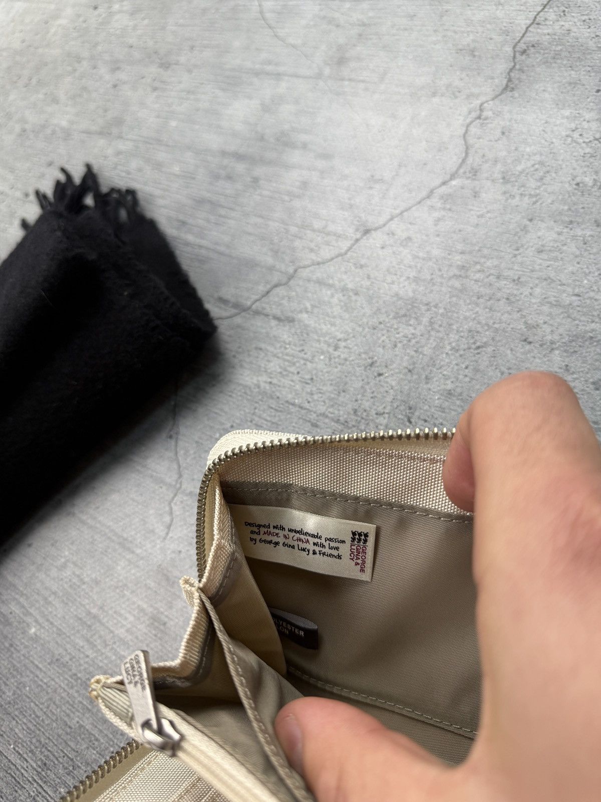 Japanese Brand George Gina & Lucy wallet GGL Postman carabine pockets Size ONE SIZE - 7 Thumbnail
