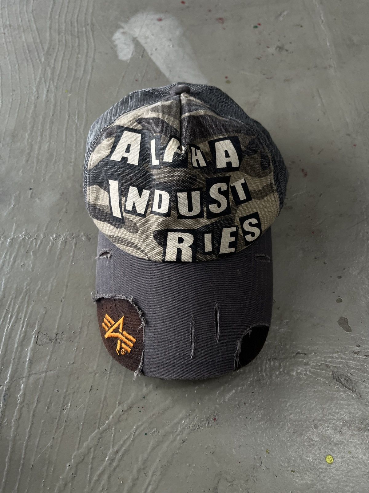 Buzz Rickson's Vintage Alpha Industries Camo Army Distress Trucker Hat Cap Size ONE SIZE - 4 Thumbnail