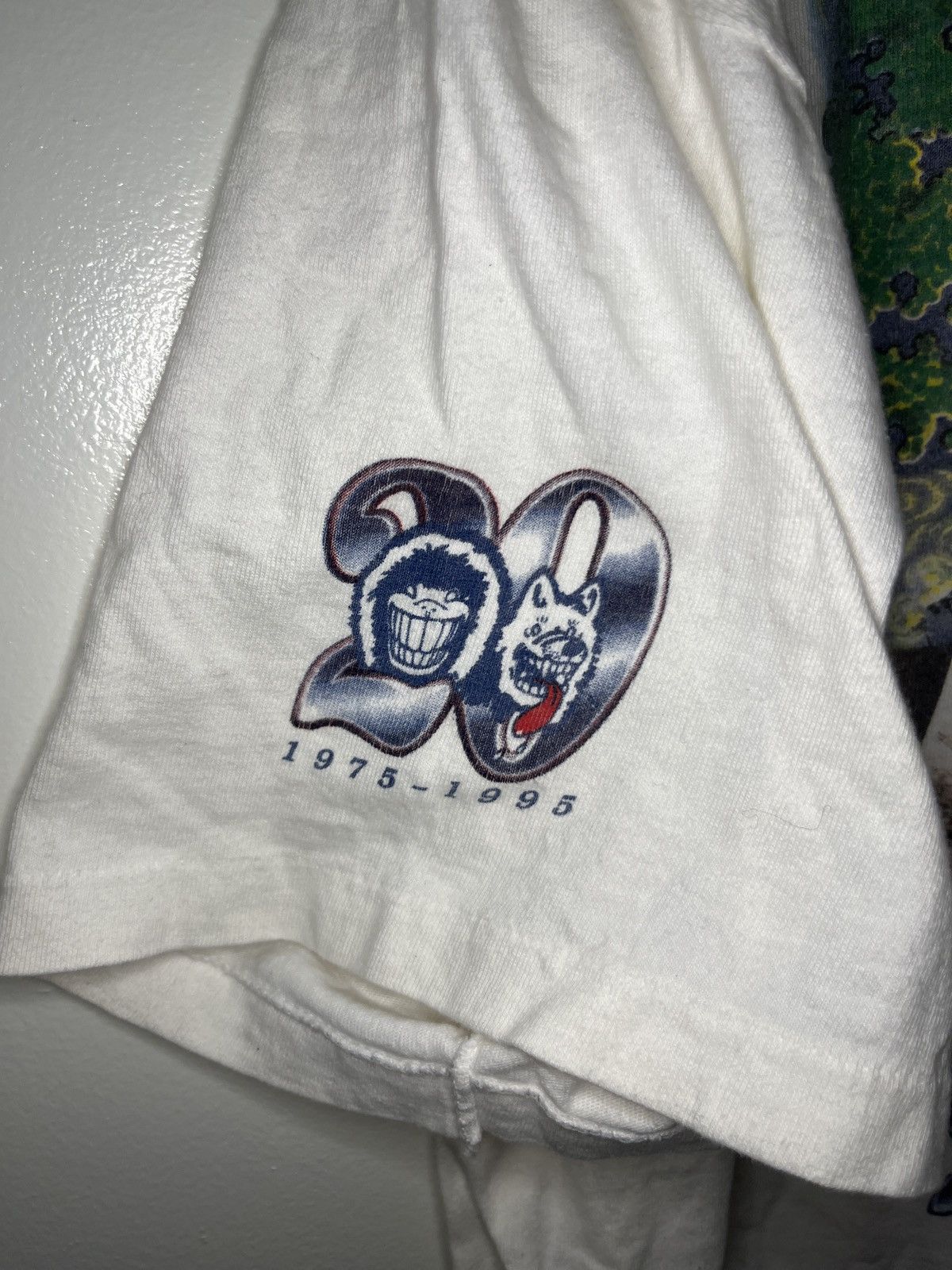 Vintage eskimo Jones 20th anniversary Vintage T-shirt Size US XL / EU 56 / 4 - 5 Thumbnail