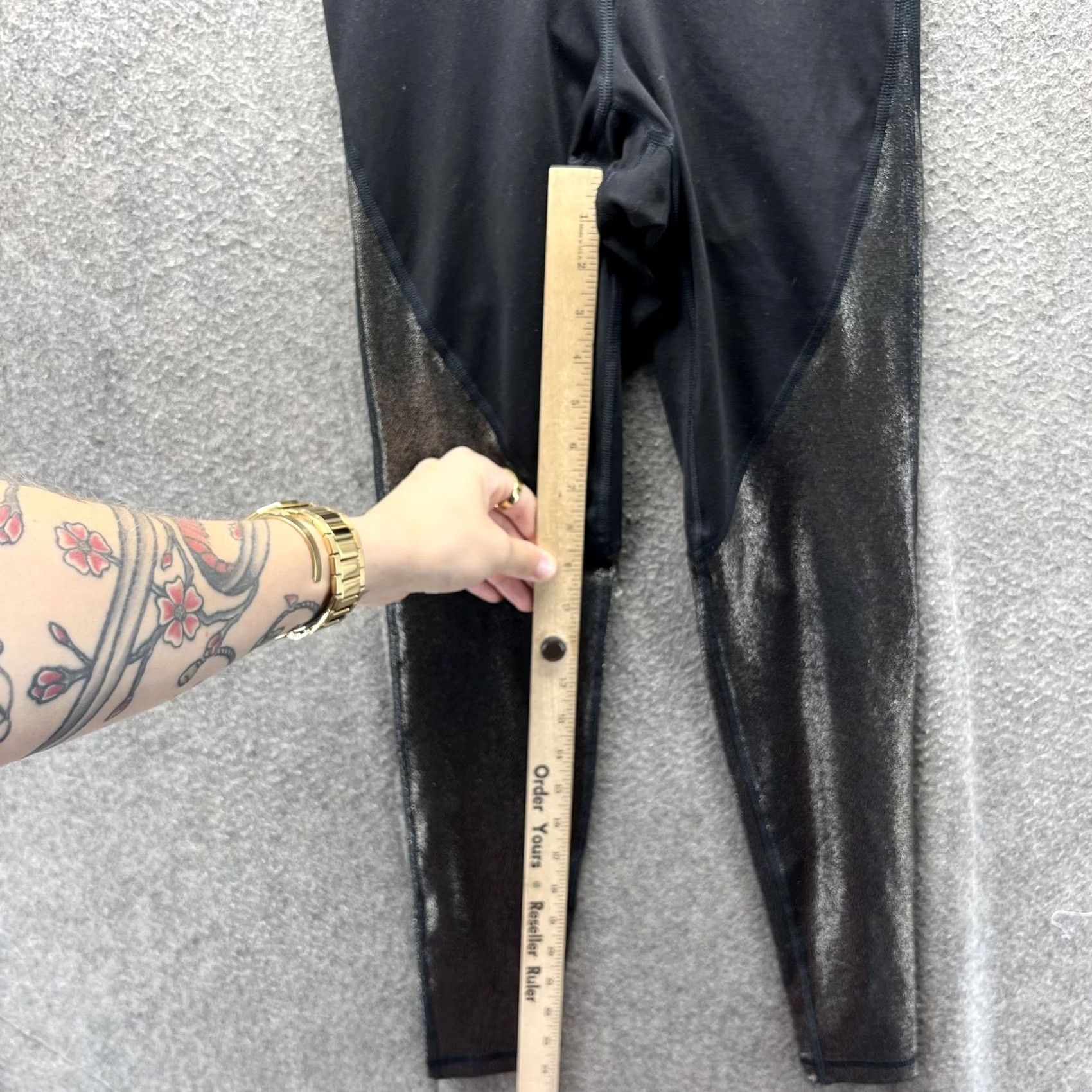 Old Navy Old Navy Active Leggings Women XS Black High Rise Ankle Shimmer Panel Yoga Pants Size 26" / US 2 / IT 38 - 6 Thumbnail