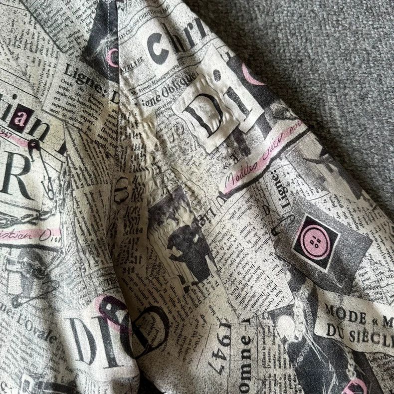 Dior Dior size 38 Newspaper pattern mulberry silk shirt Size M / US 6-8 / IT 42-44 - 9 Thumbnail