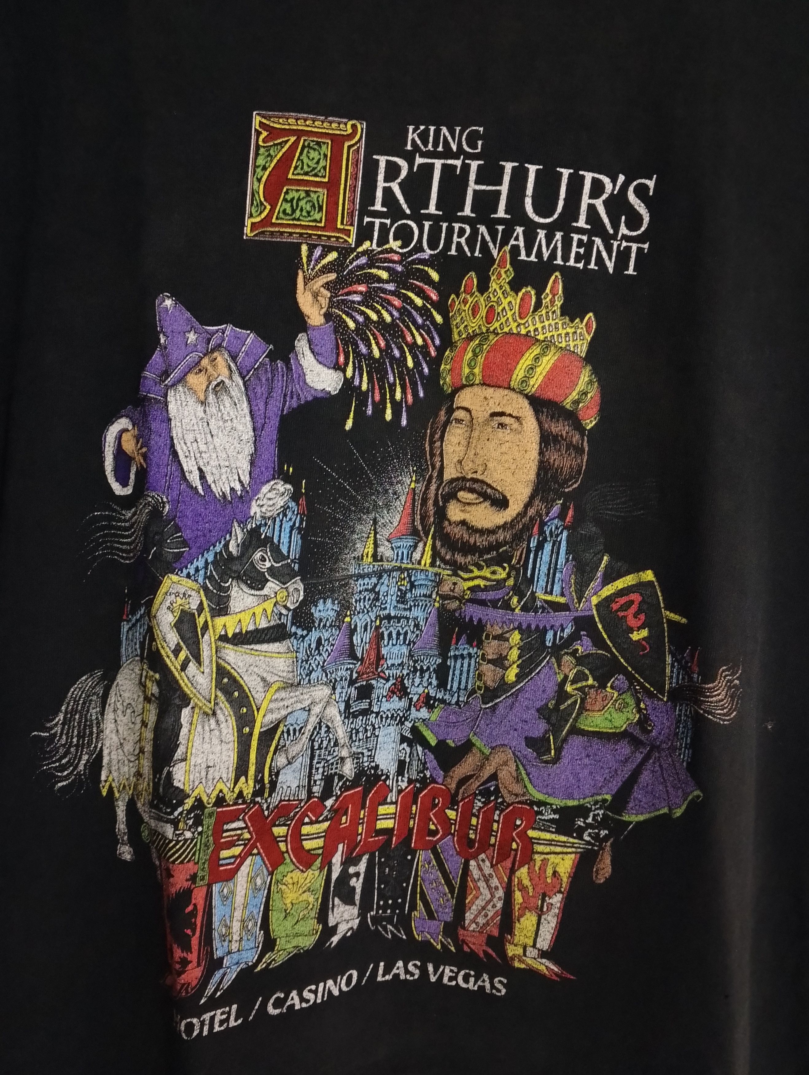 Fruit Of The Loom Vintage faded Excalibur King Arthur Tournament 90s Size US XL / EU 56 / 4 - 3 Thumbnail